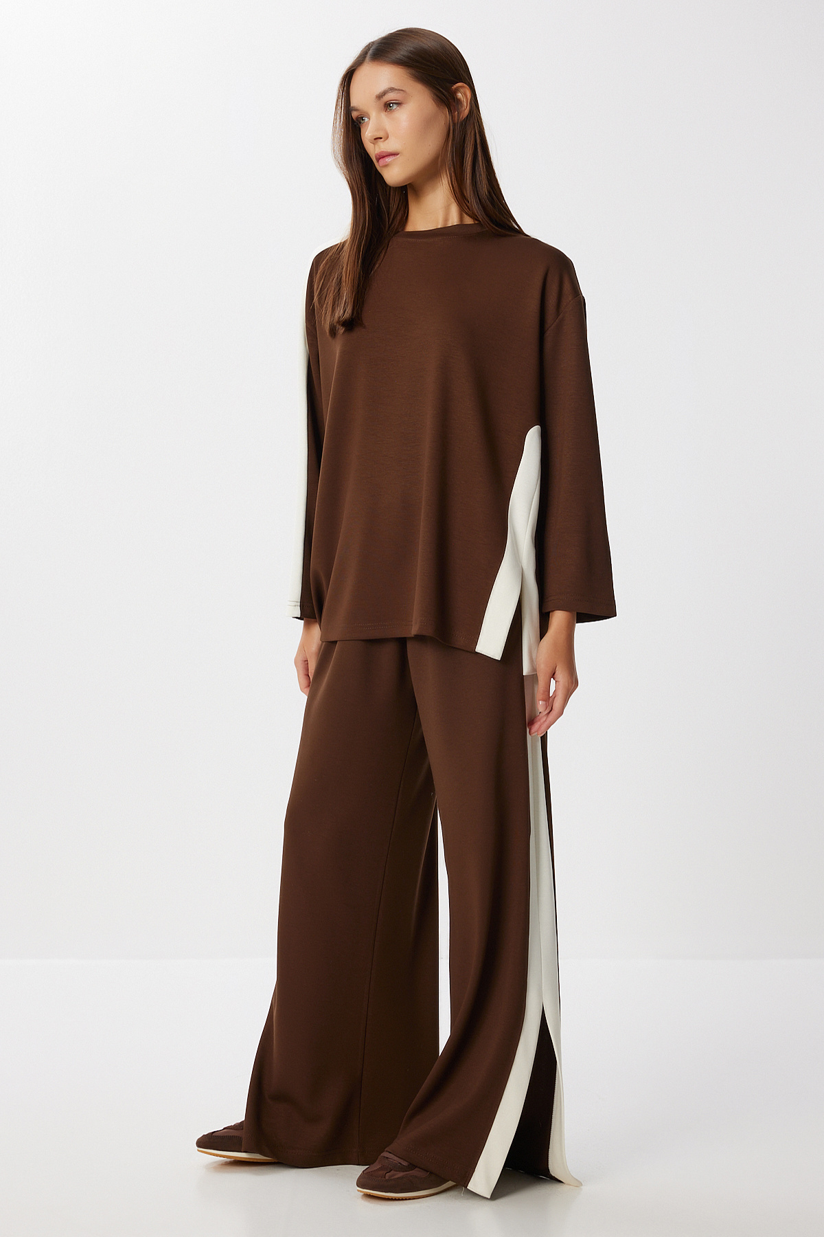 Contrast Color Modal Bottom-Top Set LBY0011 BROWN