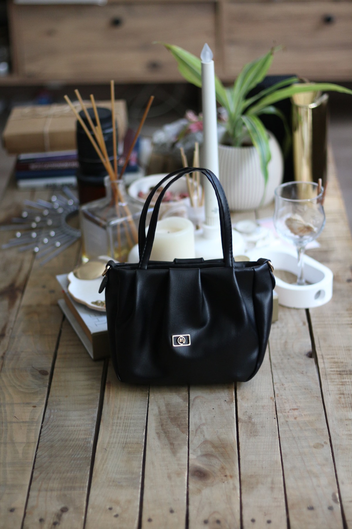 Women's Black Strap Handbag Shoulder Bag