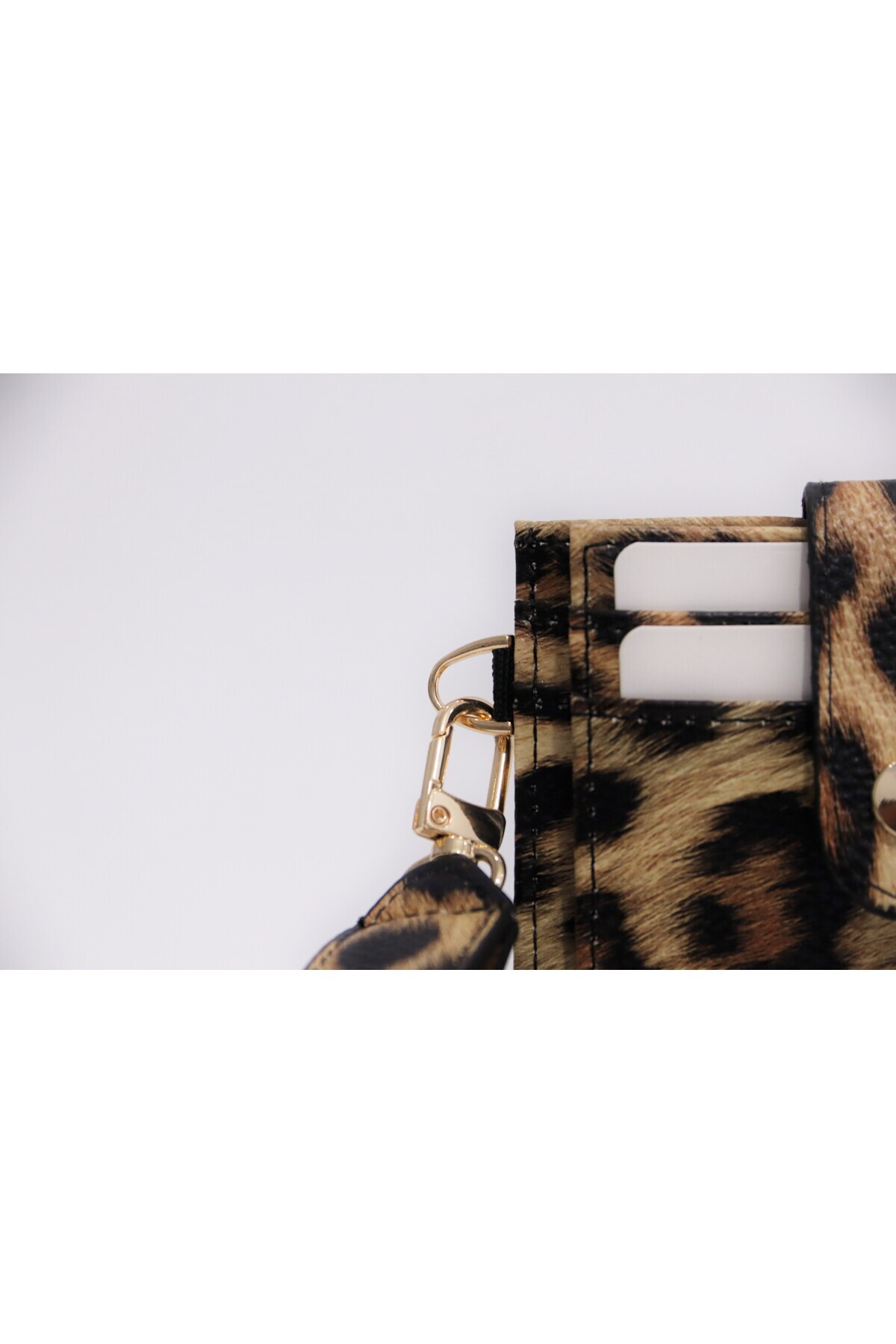 SHIKIRTI BAG STORE Leopar Renk Soft Suni Deri Anahtarlık ve Kartlık Detaylı Cüzdan-Kartlık (Kutulu Gönderim) görsel 4