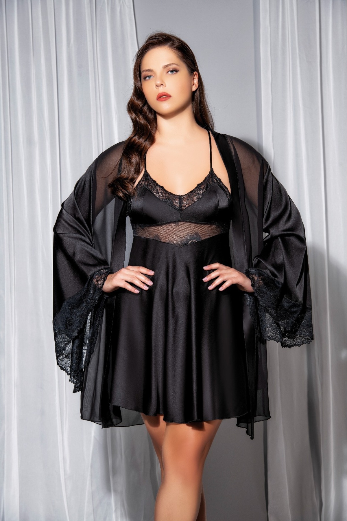 lidofya Zarif Dantelli Siyah Büyük Beden Gecelik Sabahlık Takım