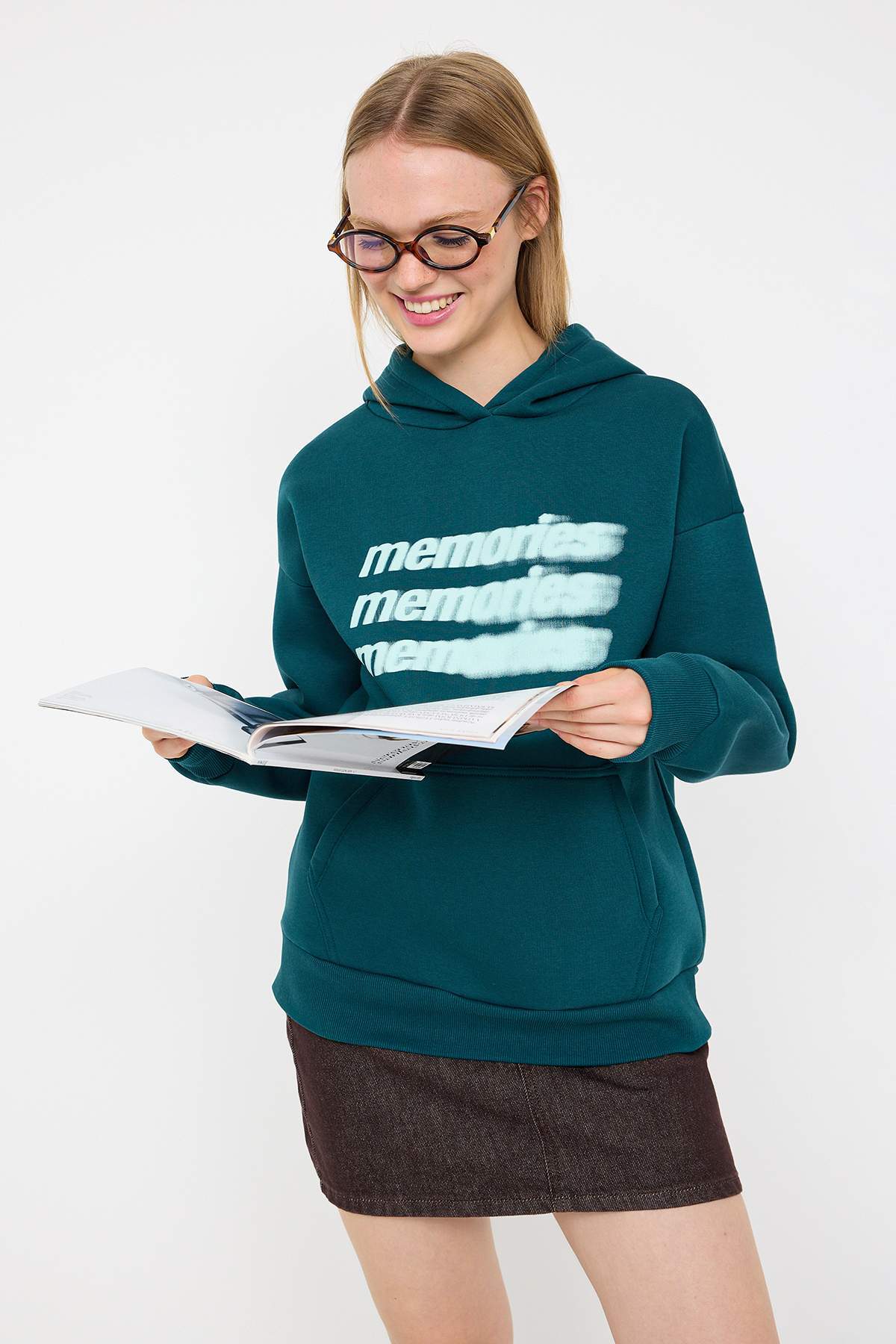 Trendyolmilla  Petrol Teen Oversize/Geniş Kalıp Slogan Baskılı Kalın İçi Polarlı Örme Sweatshirt TWOAW26SW00125 - Görsel 2