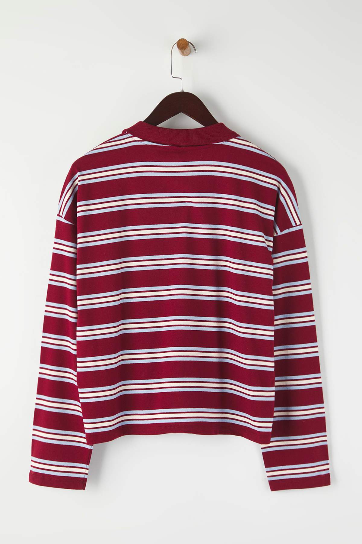 Trendyolmilla  Bordo Çizgili Polo Yaka Oversize/Geniş Kalıp Örme T-Shirt TWOAW26TS00020 - Görsel 7