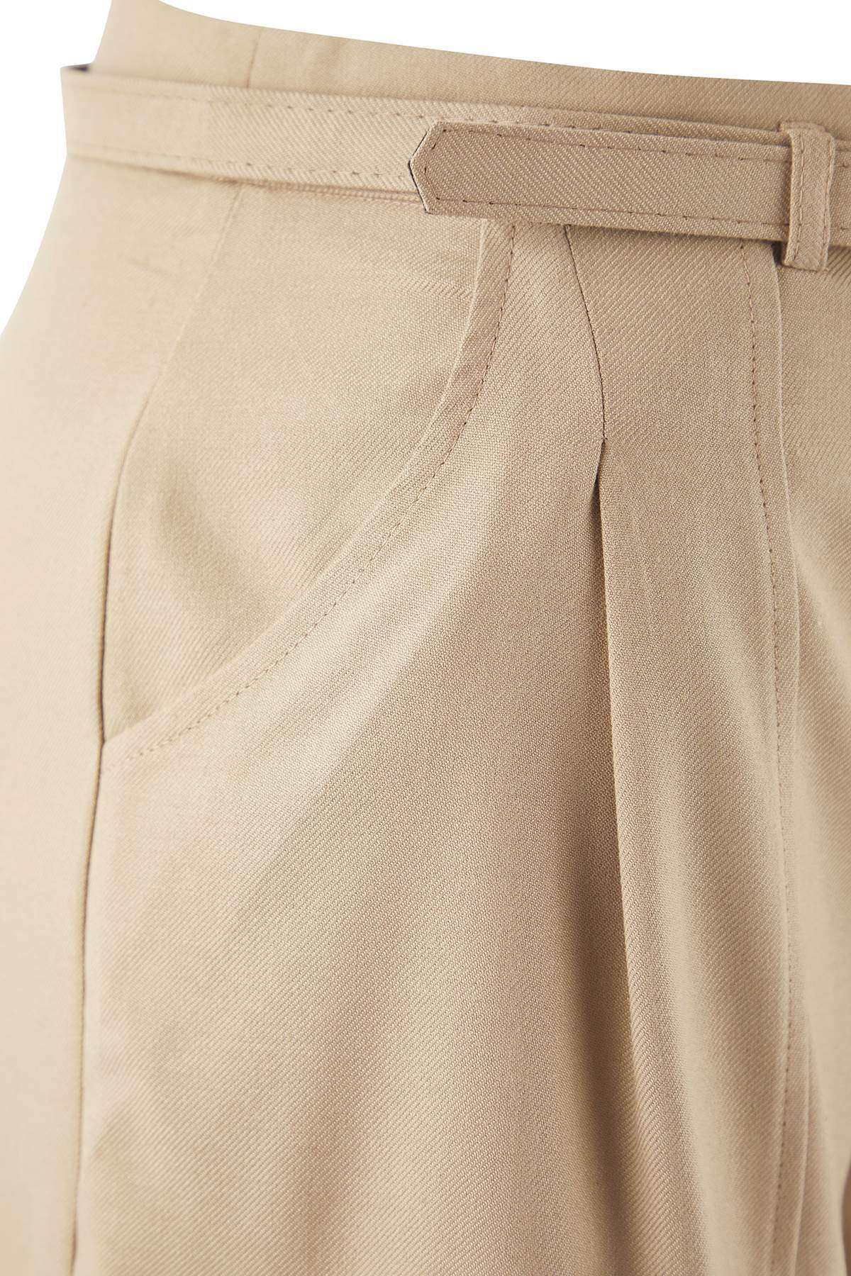 Trendyolmilla  Bej Yüksek Bel Geniş Paça Kısa Kemer Detaylı Büyük Beden Şort & Bermuda TBBAW26AP00005 - Görsel 6