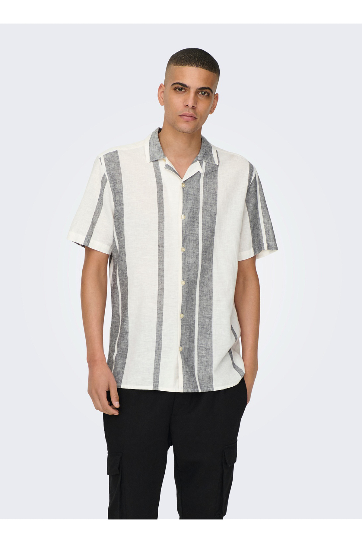 پیراهن مردانه راه راه سفید معمولی ONSCAIDEN SS STRIPE LINEN RESORT SH آنلی اند سانز پیراهن Only & Sons