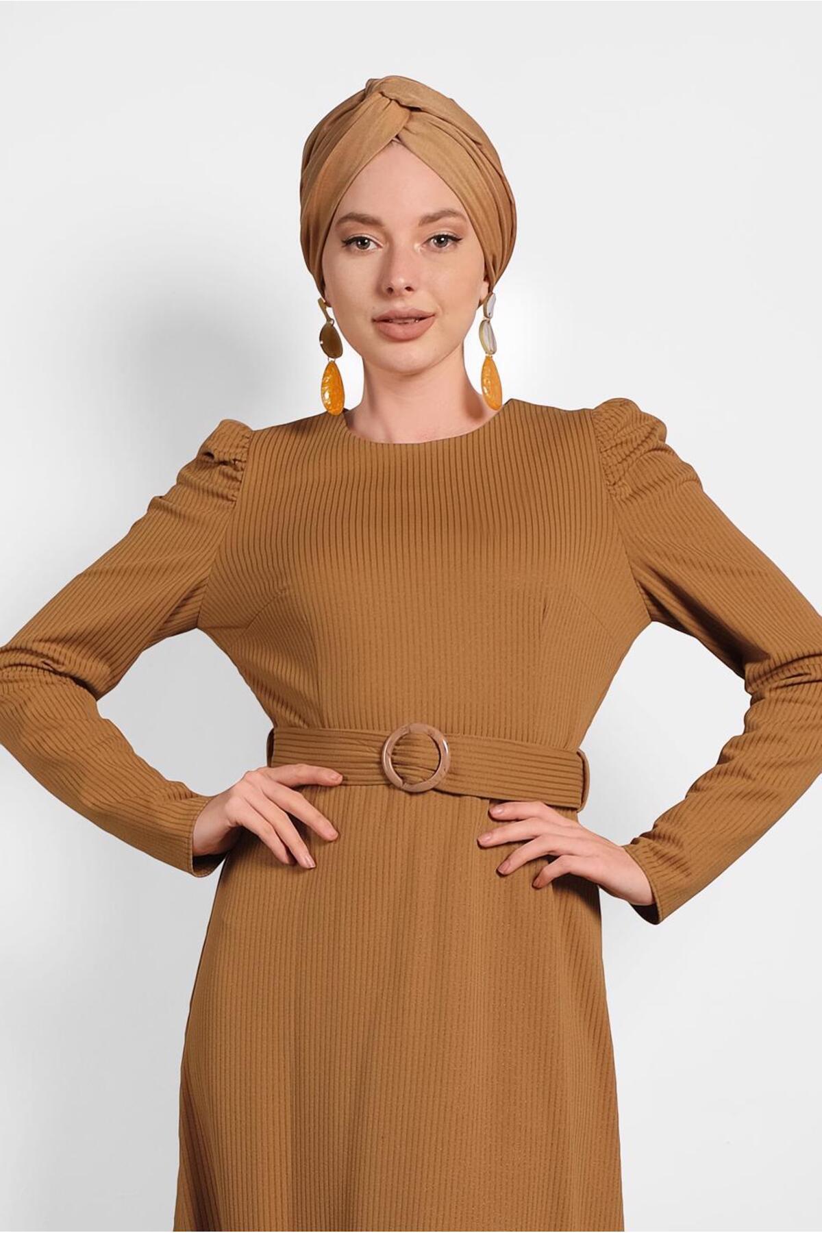 آلوینا پیراهن آستین بلند با کمربند ۴۰۳۶۳ آلوینا پیراهن آستین بلند با کمربند ۴۰۳۶۳