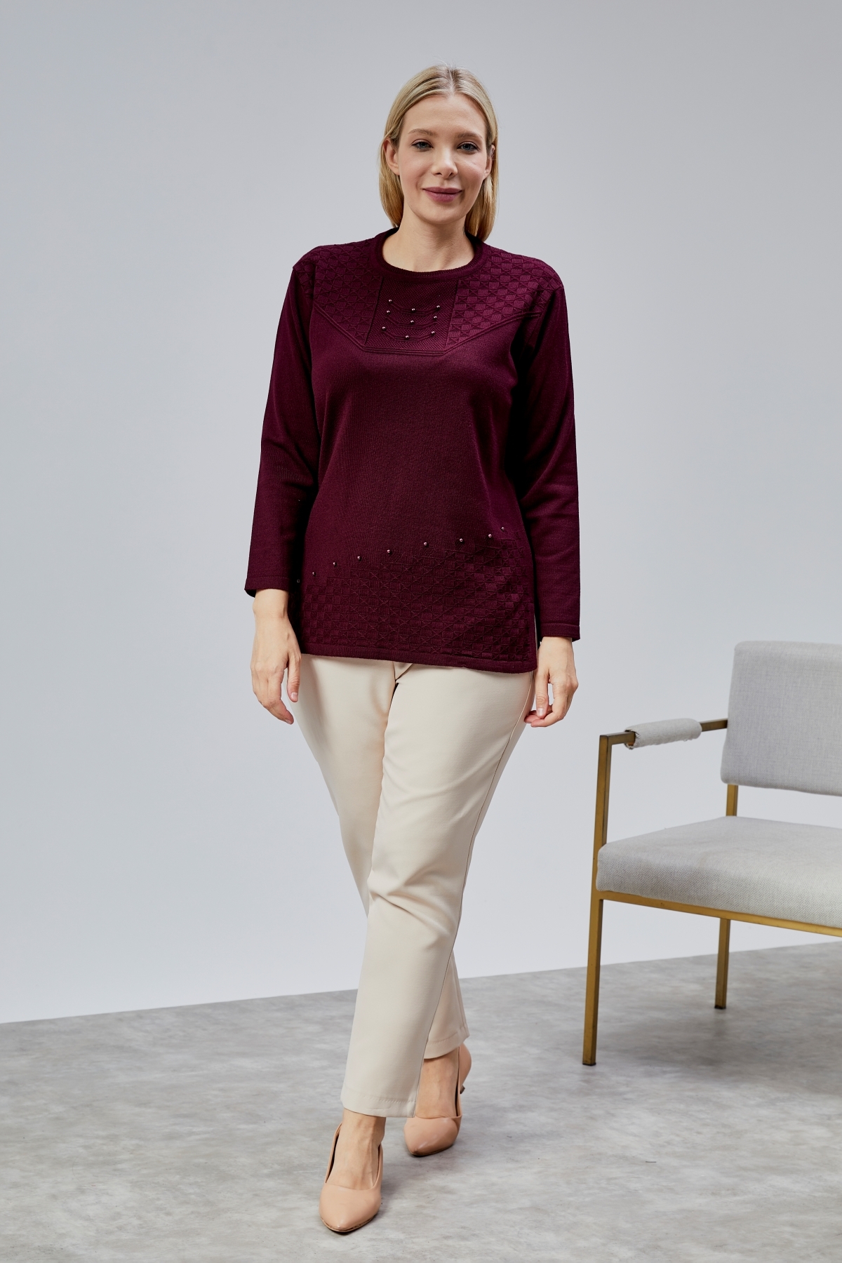 Jinx Wear Fashion  Kadın Triko Yaka İnci Detay Kışlık Orta Yaş Günlük Anne Bluz Kazak - Görsel 4