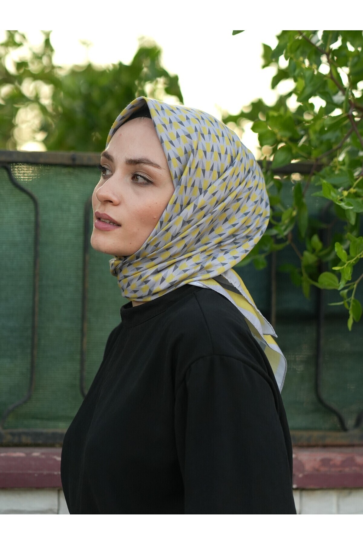 Genel Markalar ELİZA DESEN BAHAR SABAHI SOFT EŞARP görsel 2