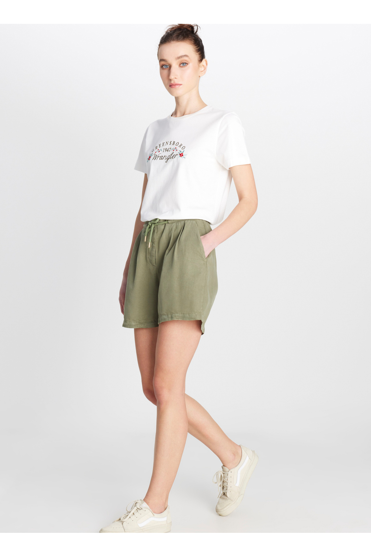 Wrangler Normal Bel Relaxed Haki Kadın Şort W2510735801-Beli