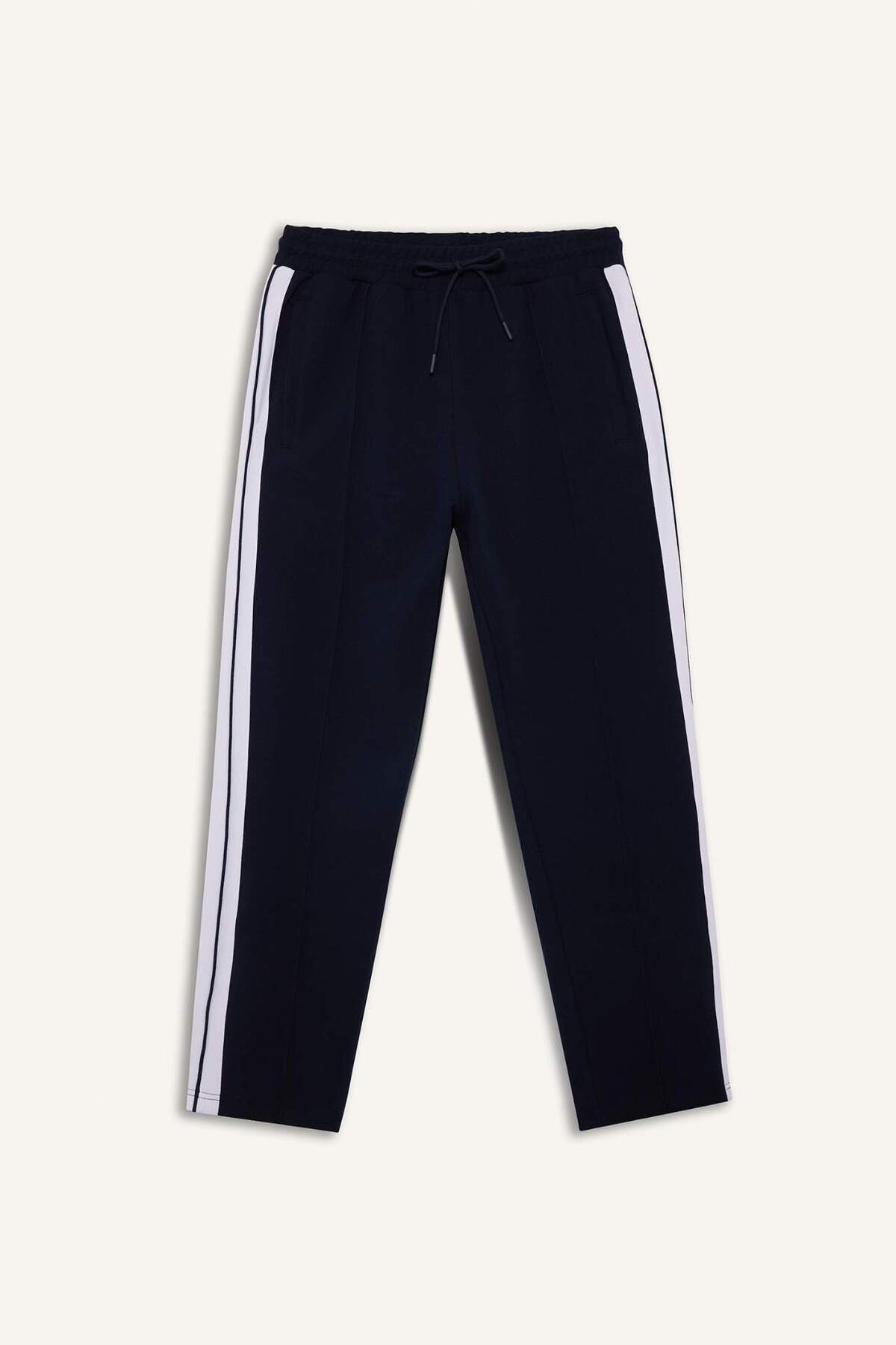دفاکتو شلوار ورزشی DeFactoFit Sports Jogger با فیت استاندارد جیب کمری الاستیک پا D1957AX25AU