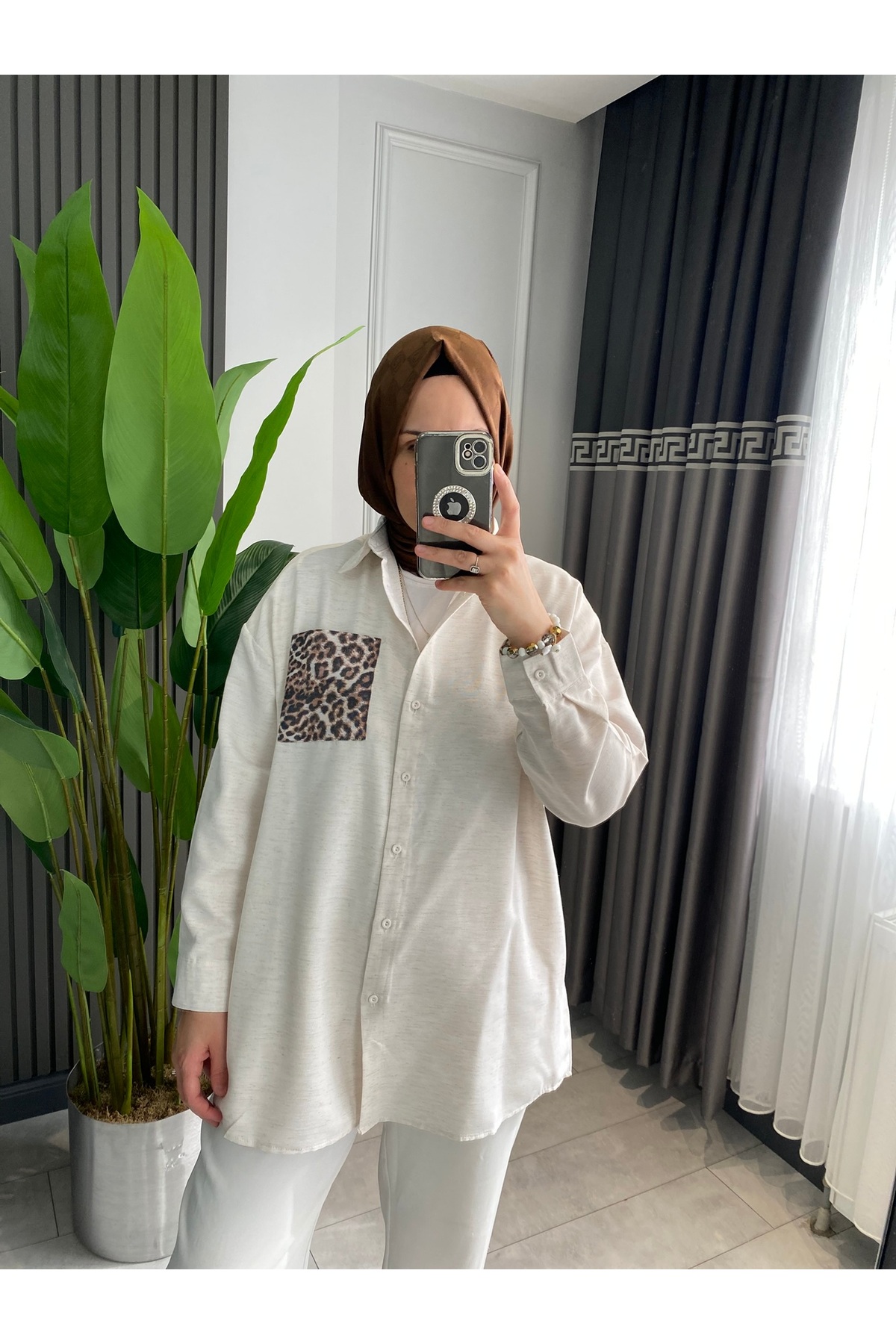 Sare Boutique Kadın Tesettür Keten Leopar Detaylı Gömlek