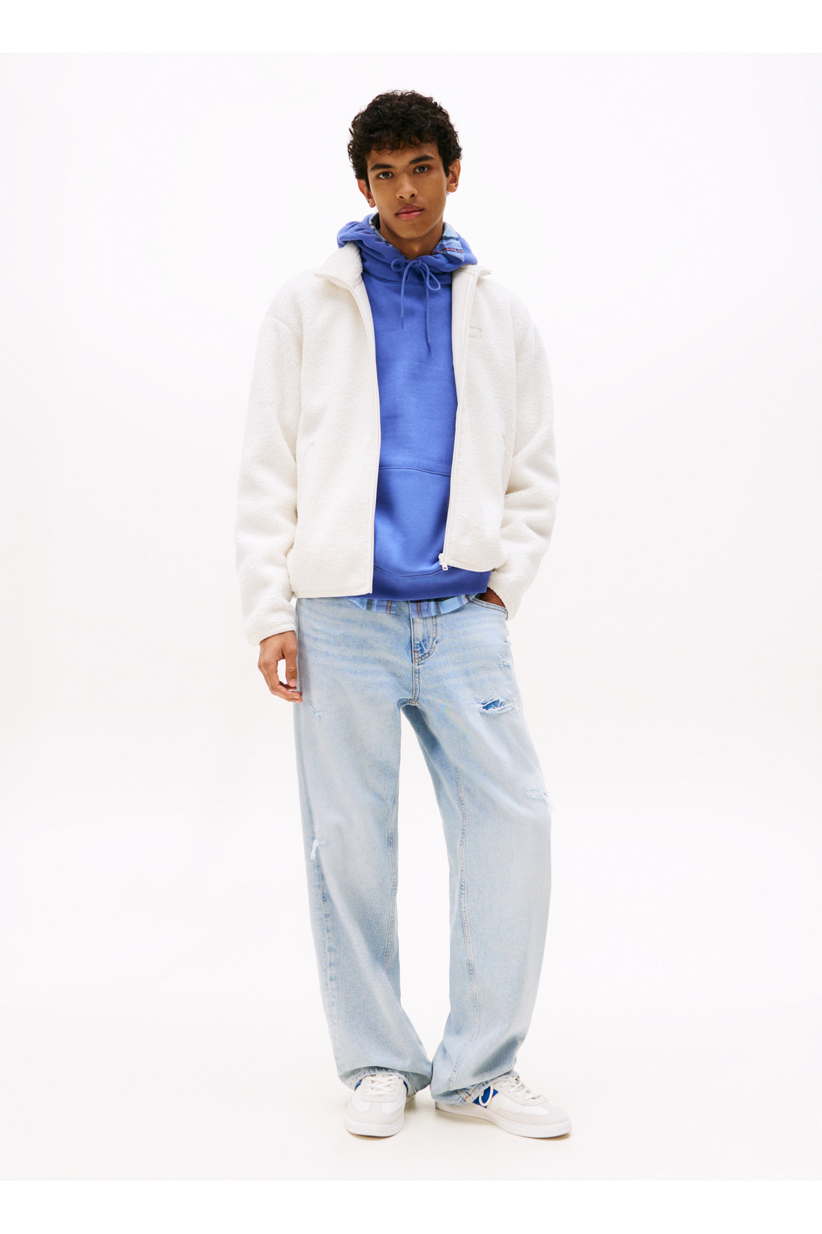 تامی جینز Sweatmont مردانه Ecru DM0DM22078YBH TJM RLX BADGE FZ TEDD