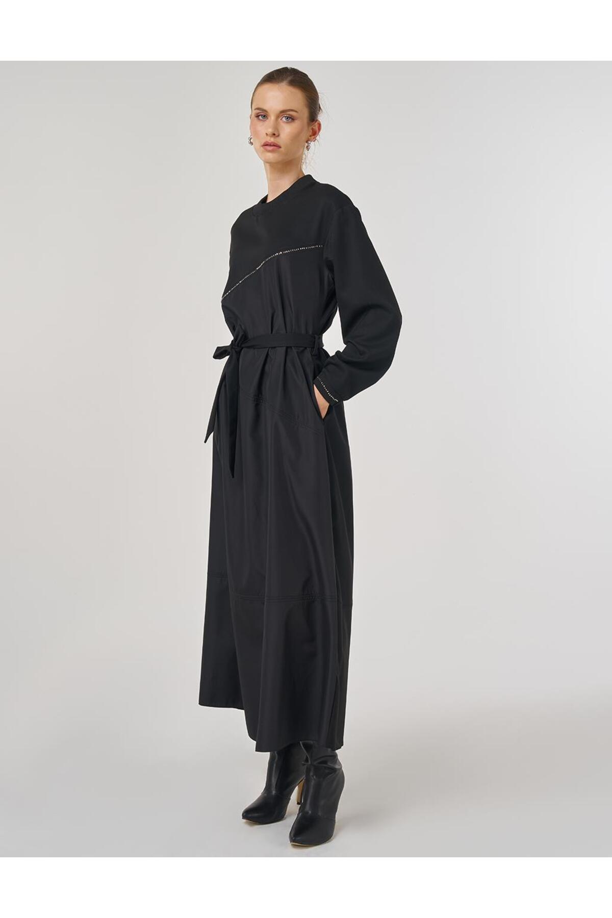 لباس مجلسی ماکسی ویسکوز با جزئیات دوخت، مشکی Kayra