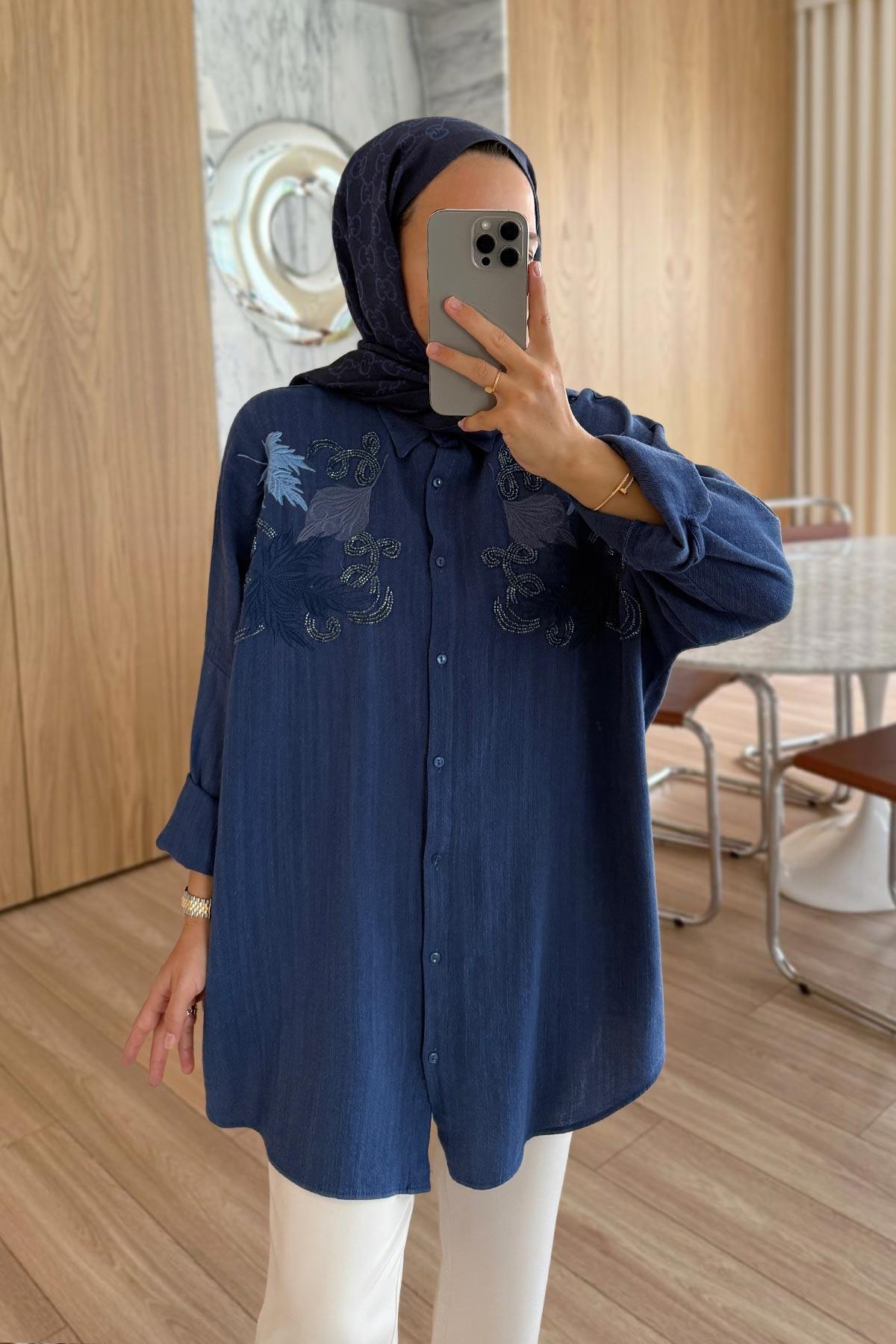 Ka Hijab Yaprak Desen Nakışlı Gömlek - İndigo