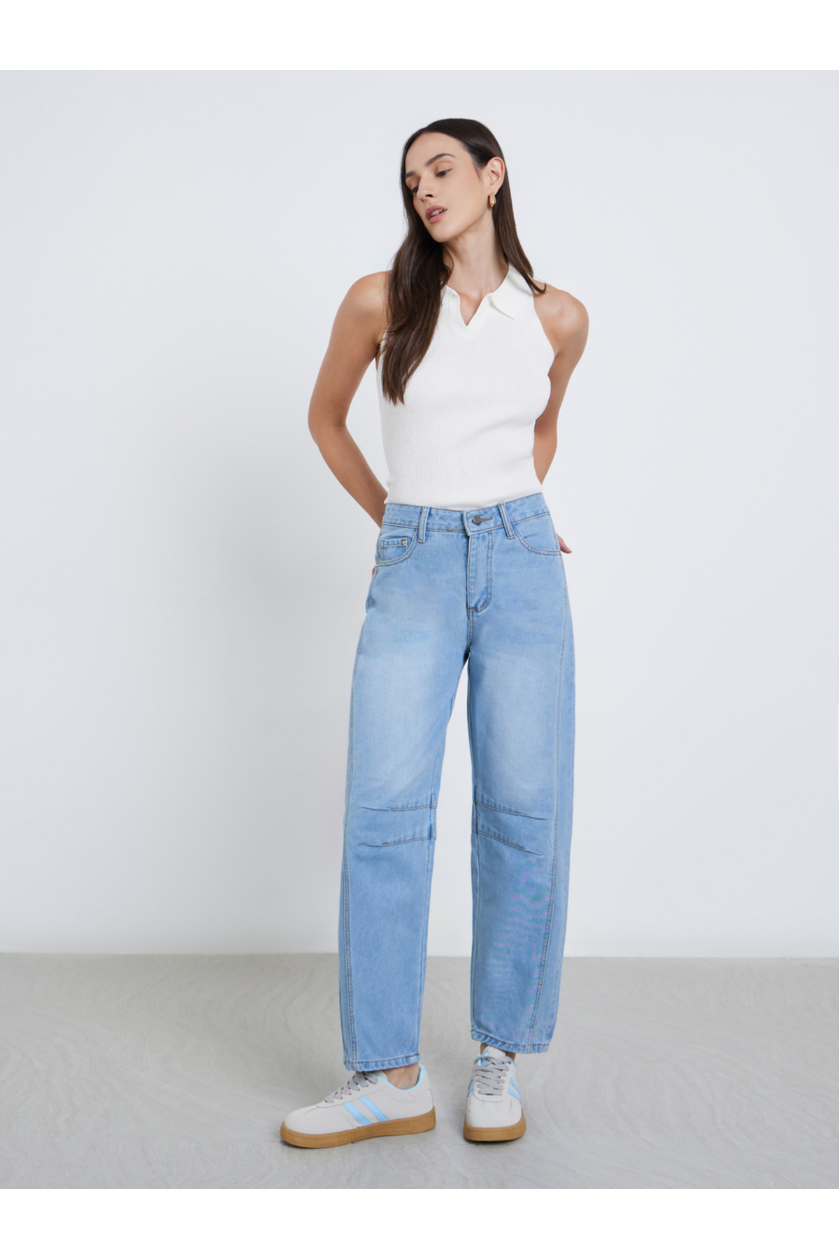 Styli High Rise Relaxed Fit Faded Jeans