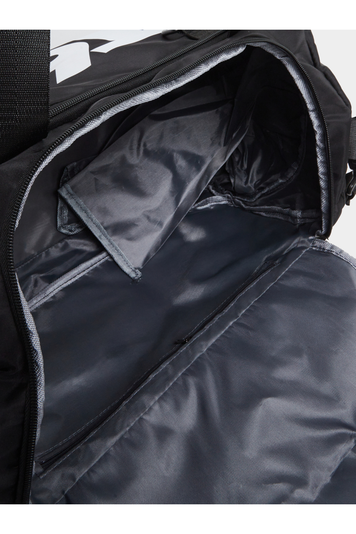 حقيبة رياضية مطبوع بتفاصيل ومقابض مزدوجة