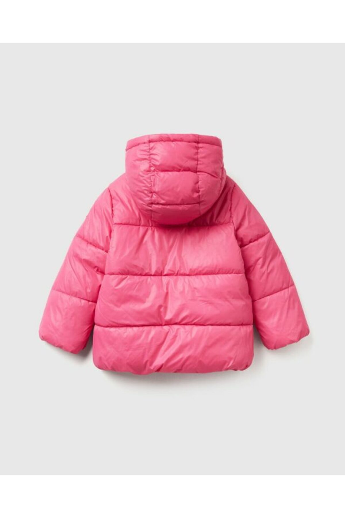 United Colors of Benetton Kız Bebek Logo İşlemeli Kapüşonlu Mont fotoğrafı 2 (önizleme)