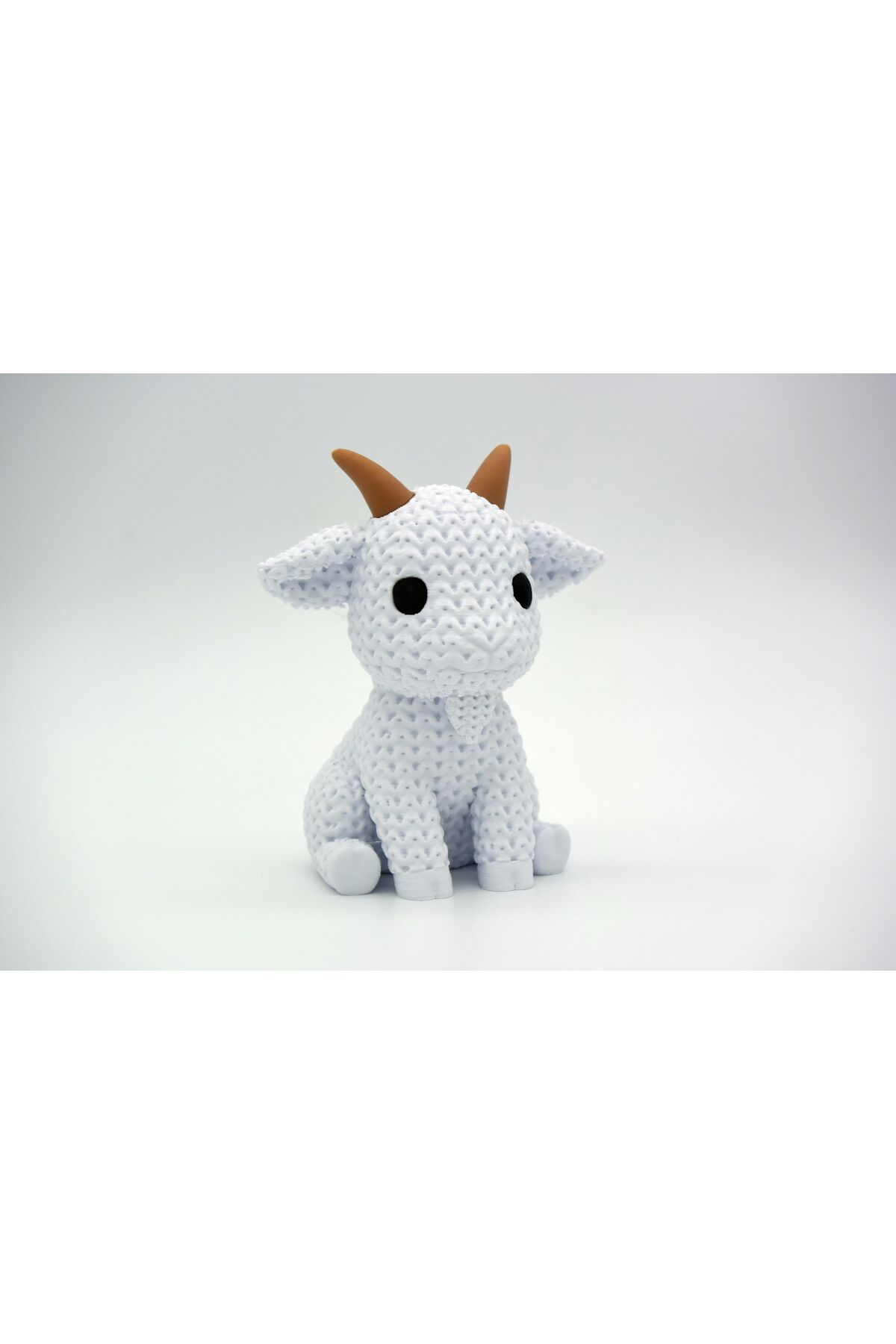 Figura di capra lavorata a maglia – Statuetta decorativa e da collezione stampata in 3D (10 cm)