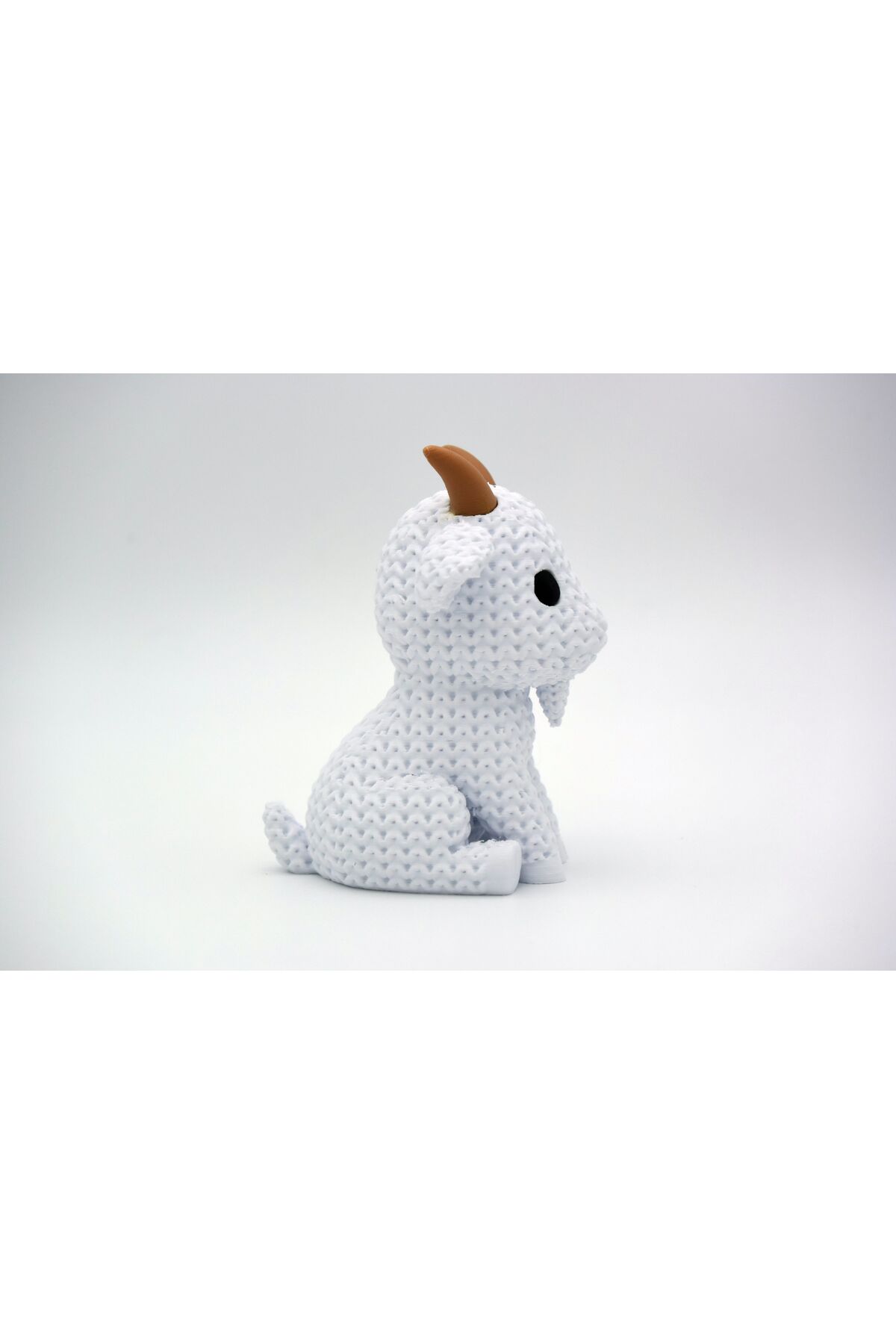 Figura di capra lavorata a maglia – Statuetta decorativa e da collezione stampata in 3D (10 cm)
