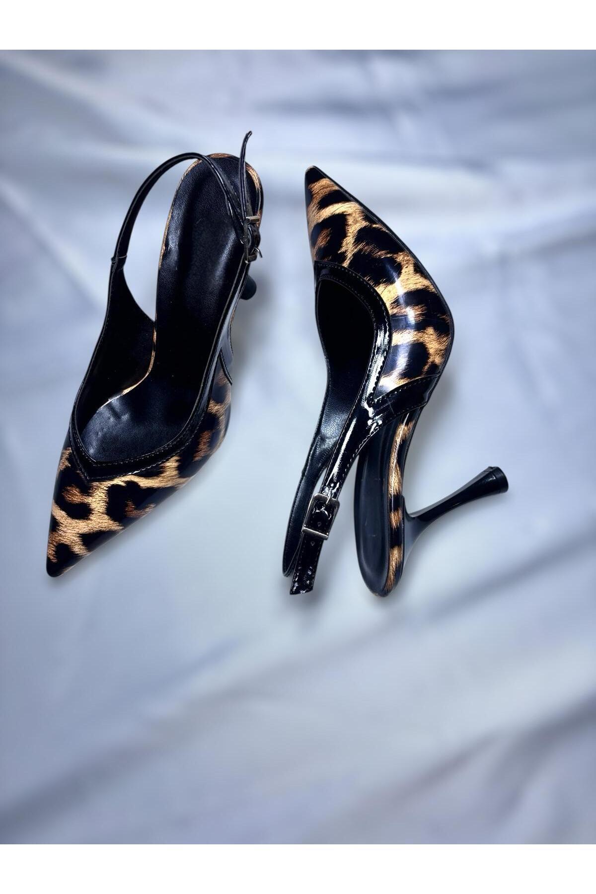Tiger Kadın Leopar Desenli Sivri Burun Dügün Nişan Abiye Ayakkabı