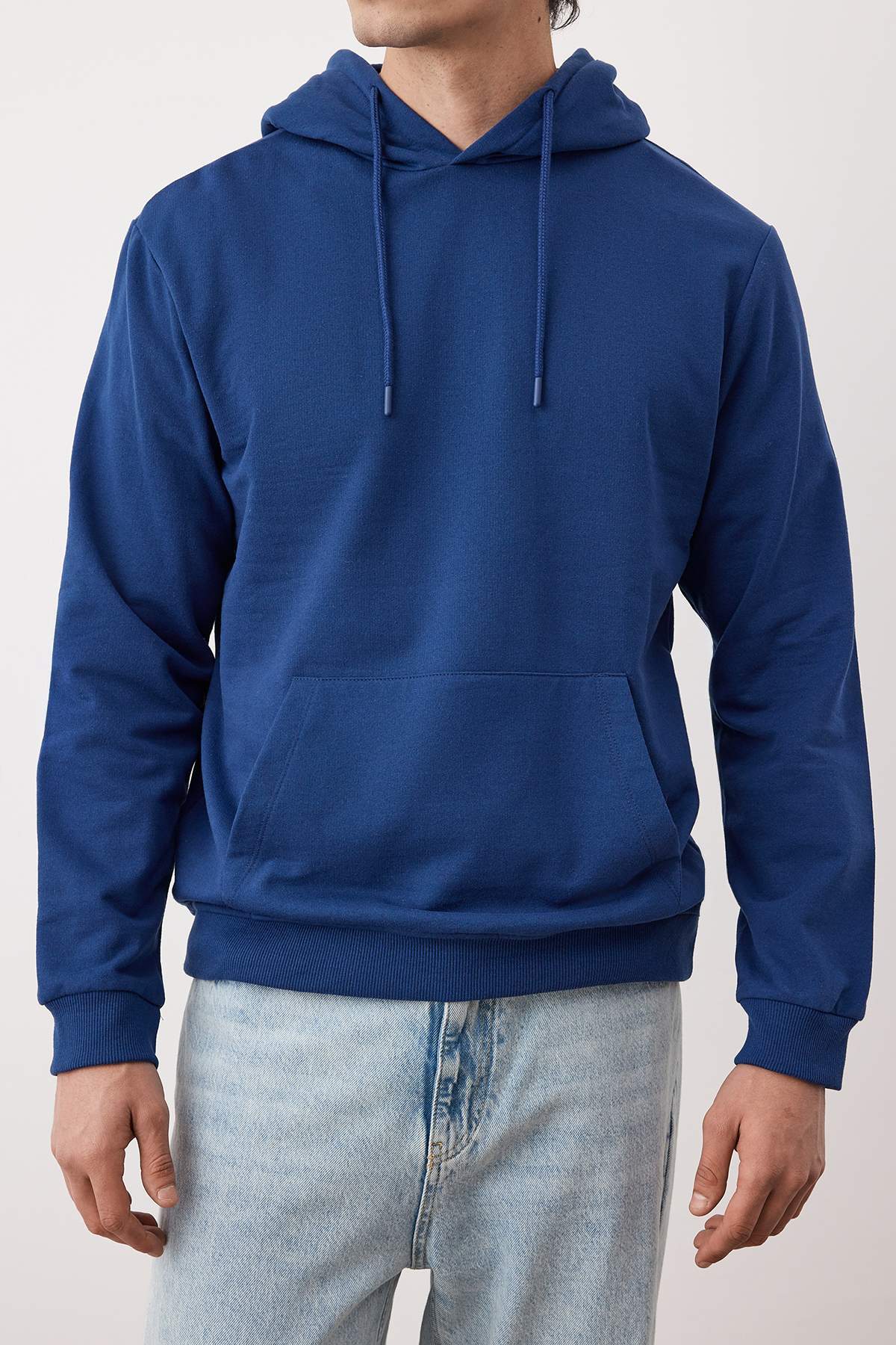 Trendyolmilla  Siyah-Lacivert 2'li Paket Kapüşonlu Regular Kesim İçi Polarlı Sweatshirt TMNAW24SW00000 - Görsel 3