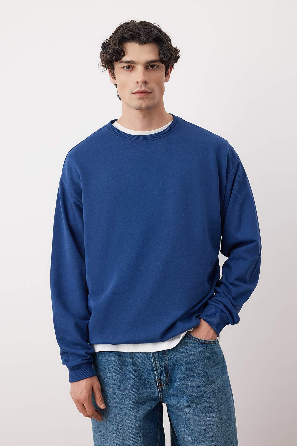 Trendyolmilla  Lacivert-Taş 2'li Paket Oversize/Geniş Kesim İçi Polar/Sıcak Tutan Sweatshirt TMNAW24SW00001 - Görsel 5