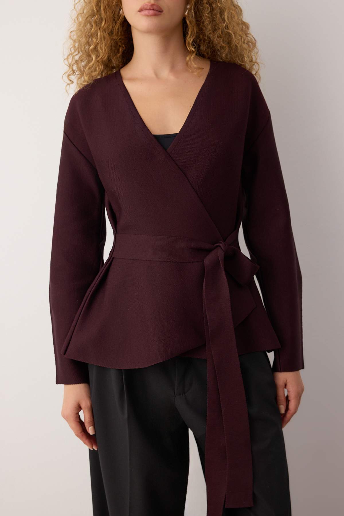 Trendyol Collection Bordo Kruvaze Detalizowany sweter z dzianiny TWOAW26HI00241