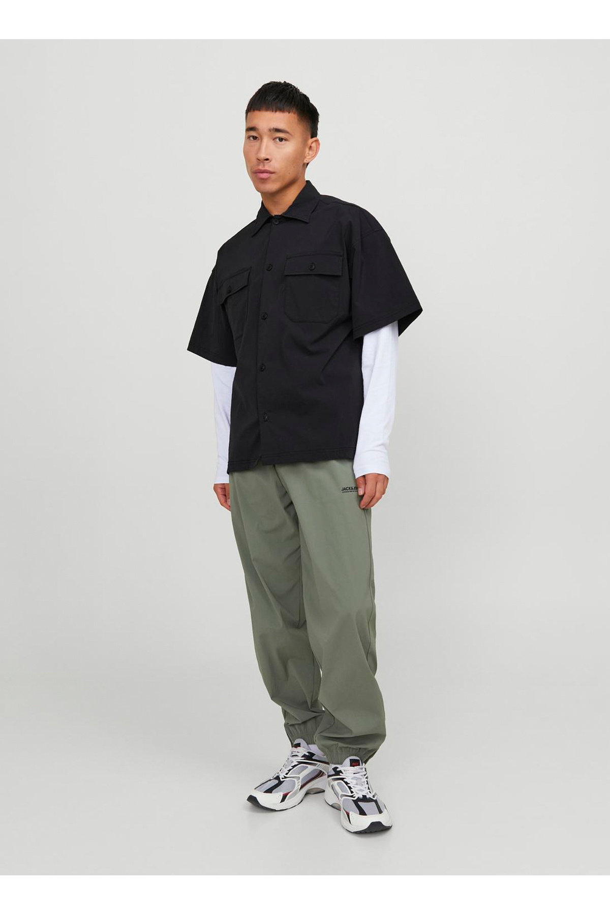جک اند جونز پیراهن مردانه مشکی گاه به گاه JCOALTITUDE SHIRT SS OVERSIZED