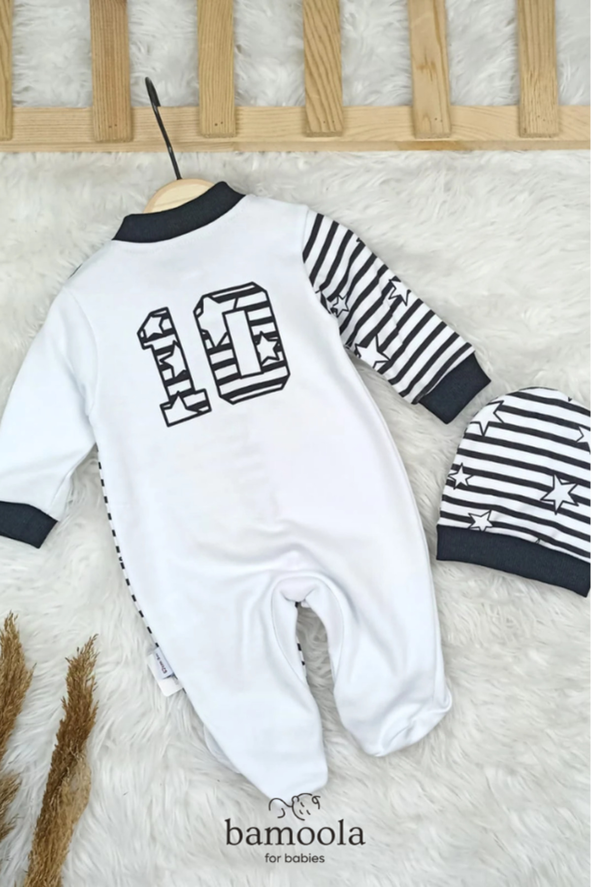 Bamoola Yenidoğan Bebek Besiktas Taraftar Tulum - Kartal fotoğrafı 2 (önizleme)