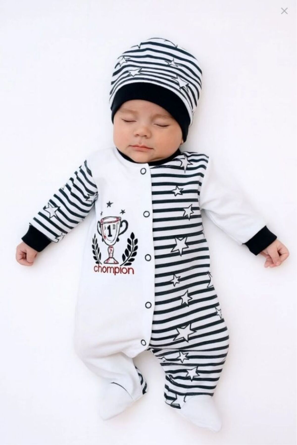 Bamoola Yenidoğan Bebek Besiktas Taraftar Tulum - Kartal fotoğrafı 4 (önizleme)