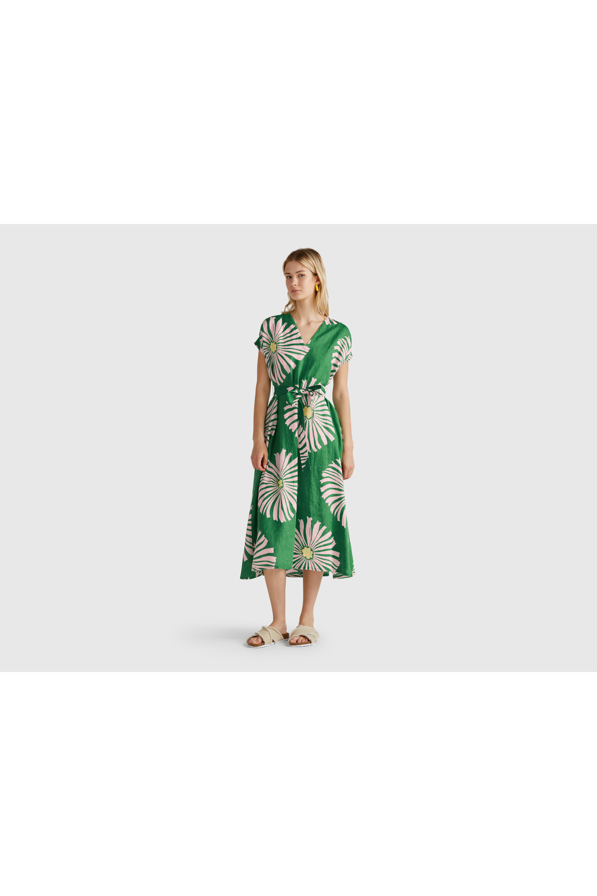 United Colors of Benetton Women's Green 100 Linen Patterned V-neck Pocket  Long Dress for Women price in Saudi Arabia | Compare Prices