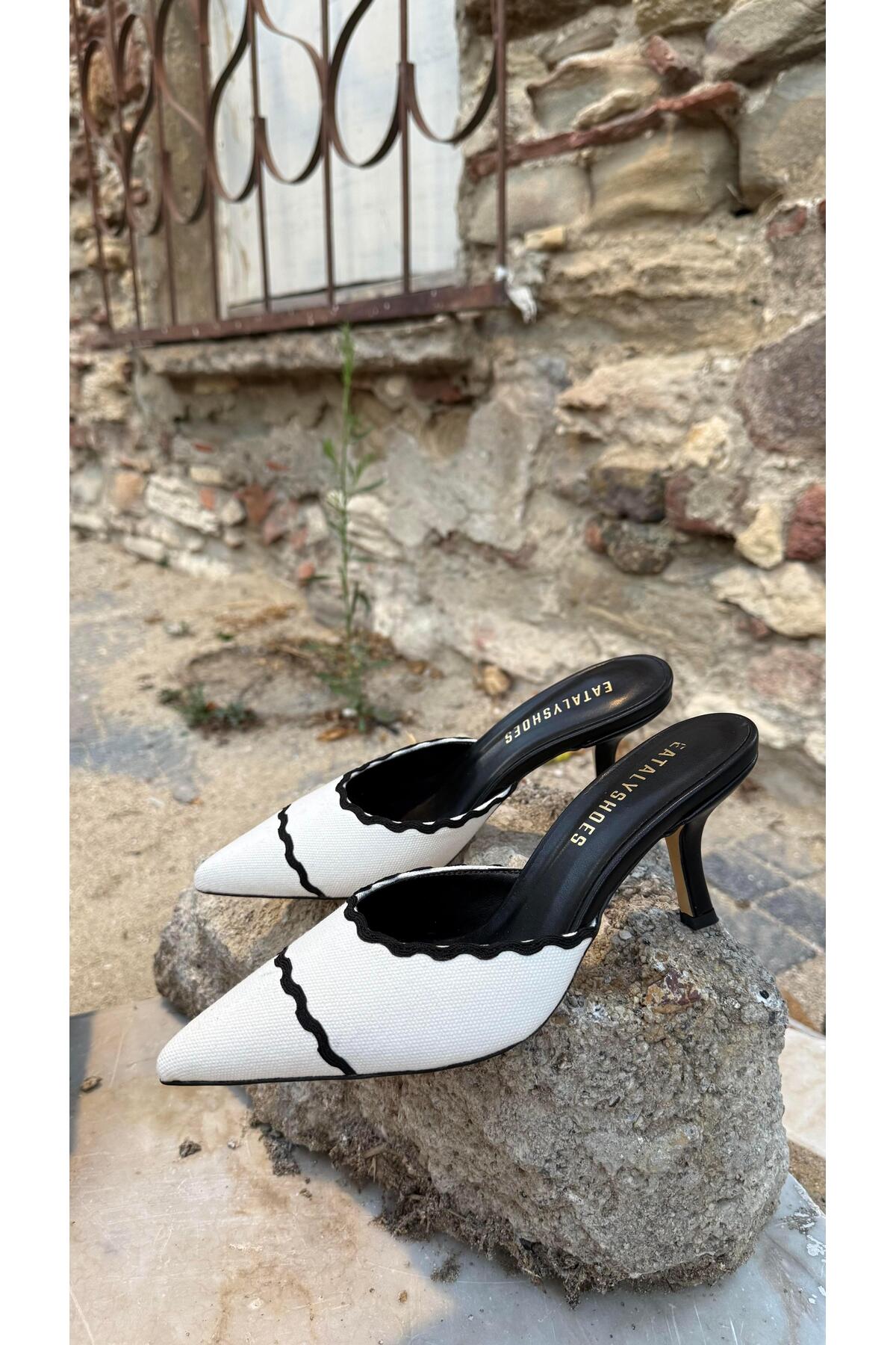Eataly Shoes حذاء بكعب مدبب ومغلق من الأمام وتفاصيل من الكتان الأبيض ...