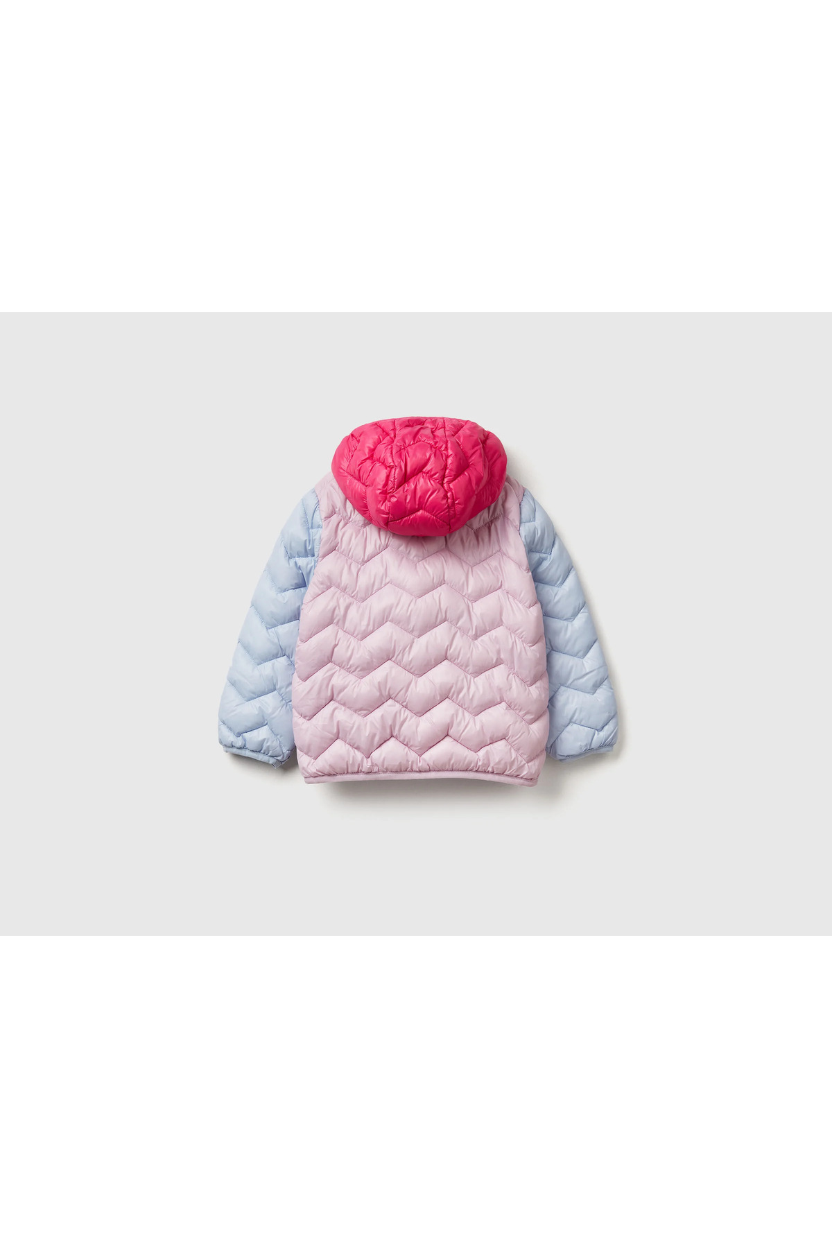 United Colors of Benetton Kız Bebek Lila-Pembe Mix Simli Logo İşlemeli Kapüşonlu Mevsimlik İnce Mont fotoğrafı 2 (önizleme)