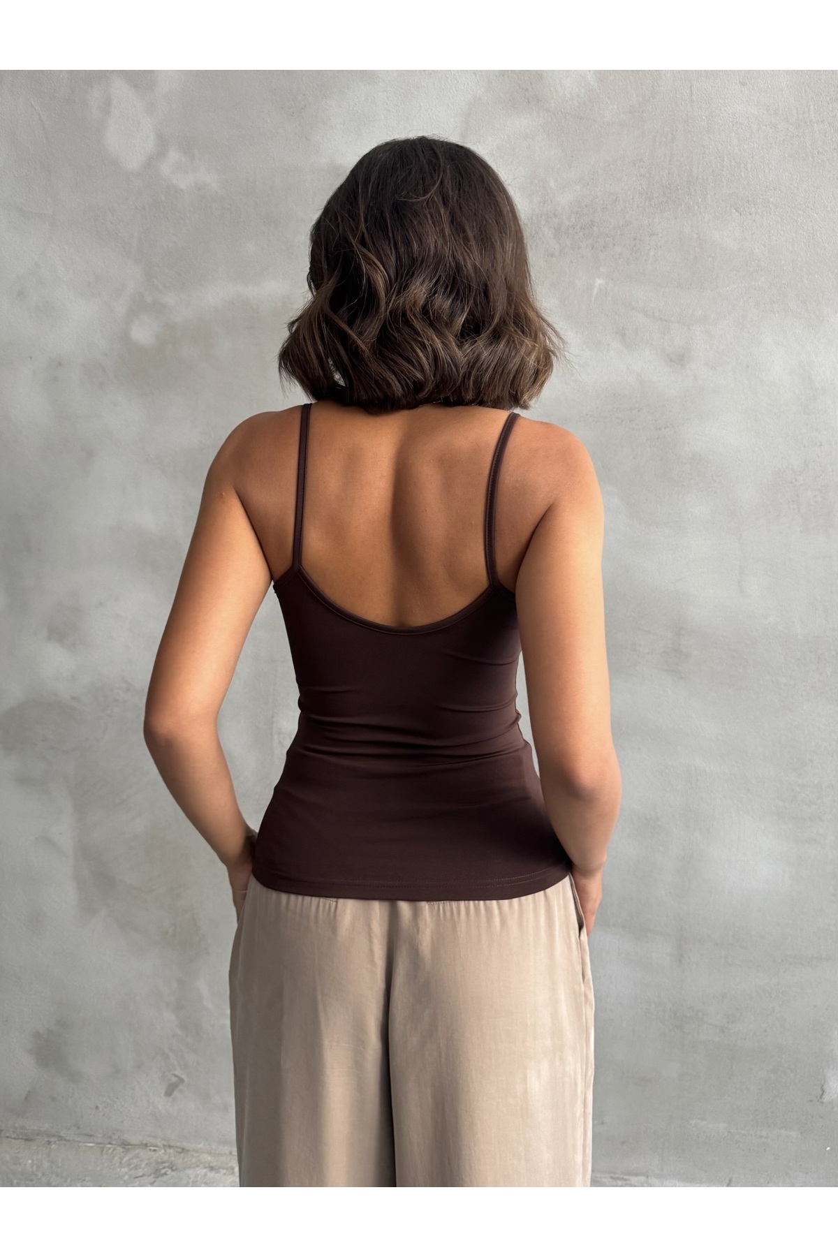 The Base  Kadın Kahve Scuba Atlet Boy İp Askılı Top - Görsel 5