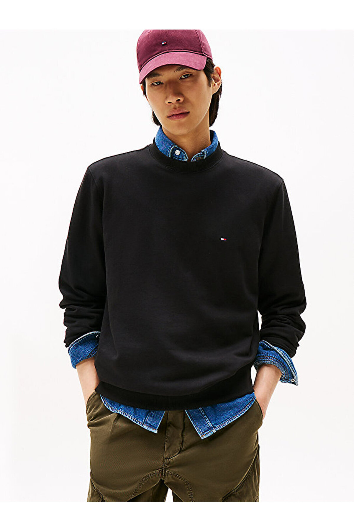 تامی هیلفیگر سویشرت مردانه ضروری طرح تری کرو