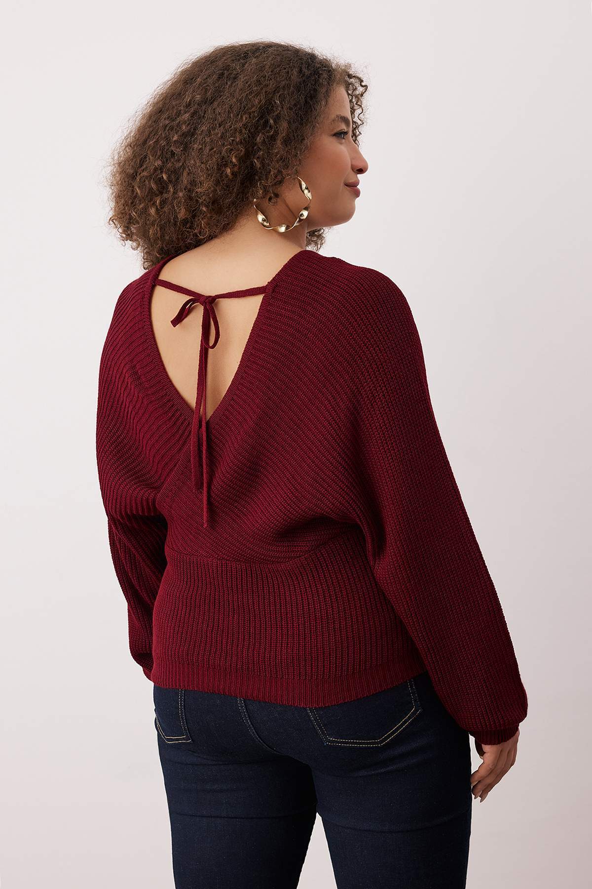 Trendyol Curve Bordó kétsoros záródású, hátul megkötős kötöttáru pulóver TBBAW23AN00040