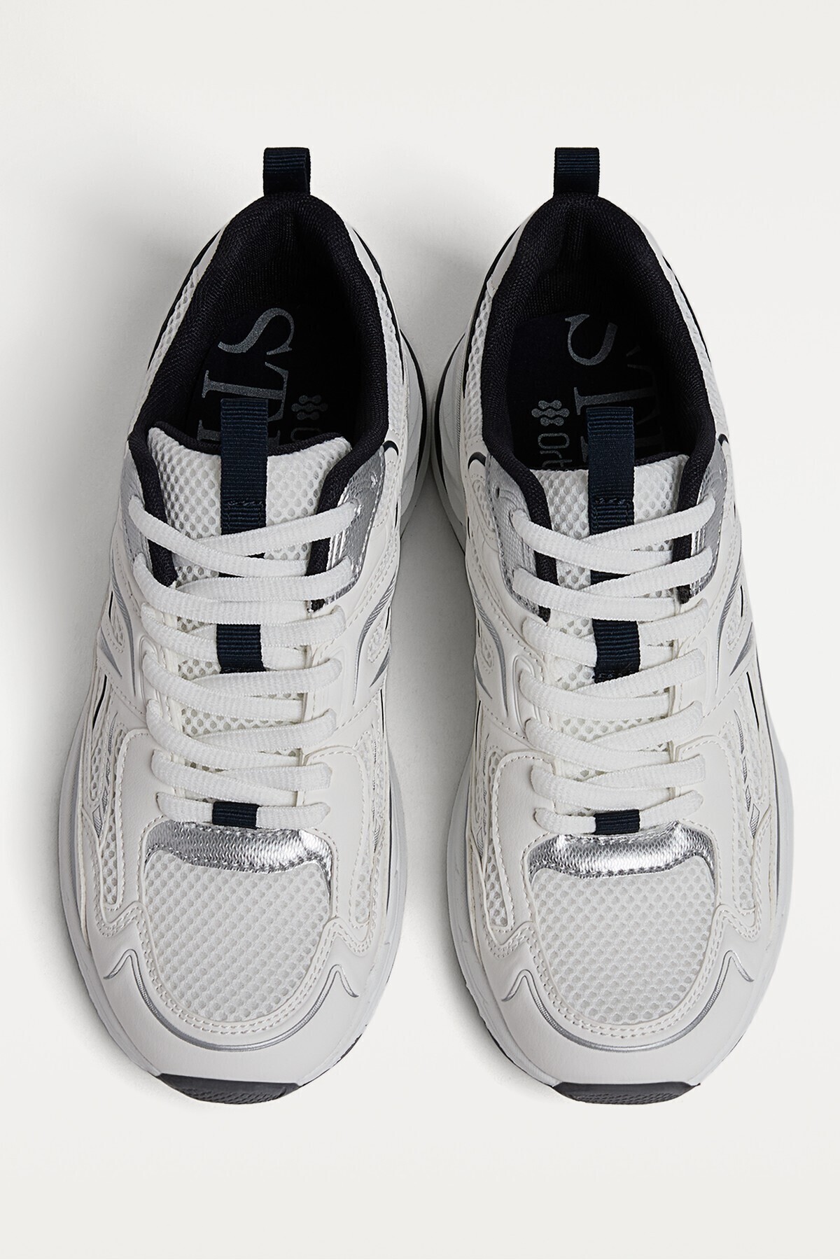 Stradivarius  Detaylı spor ayakkabı - Görsel 4