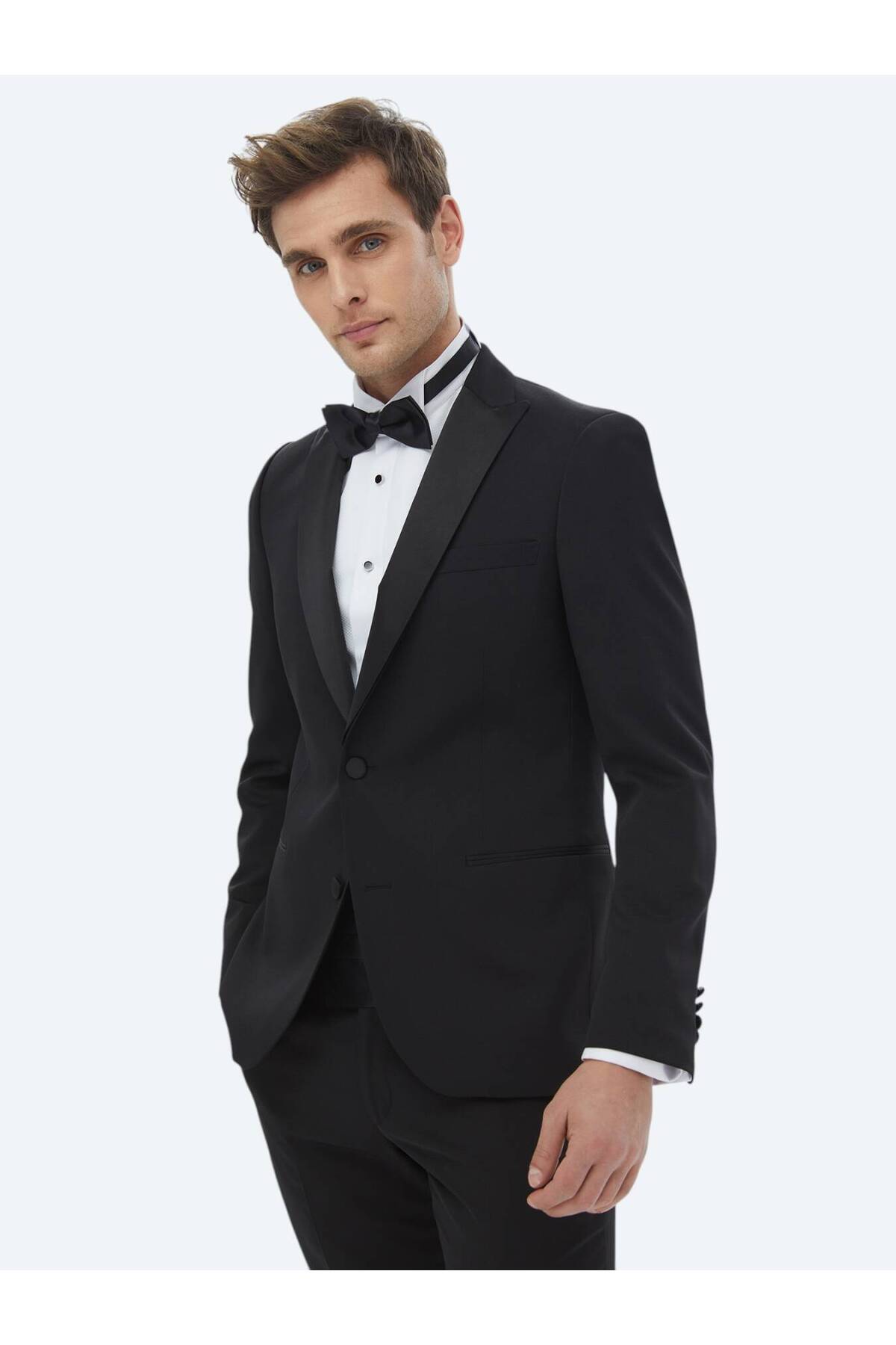 کت و شلوار تاکسیدوی بافته شده یقه دو دکمه ساده مشکی اسلیم فیت Kip