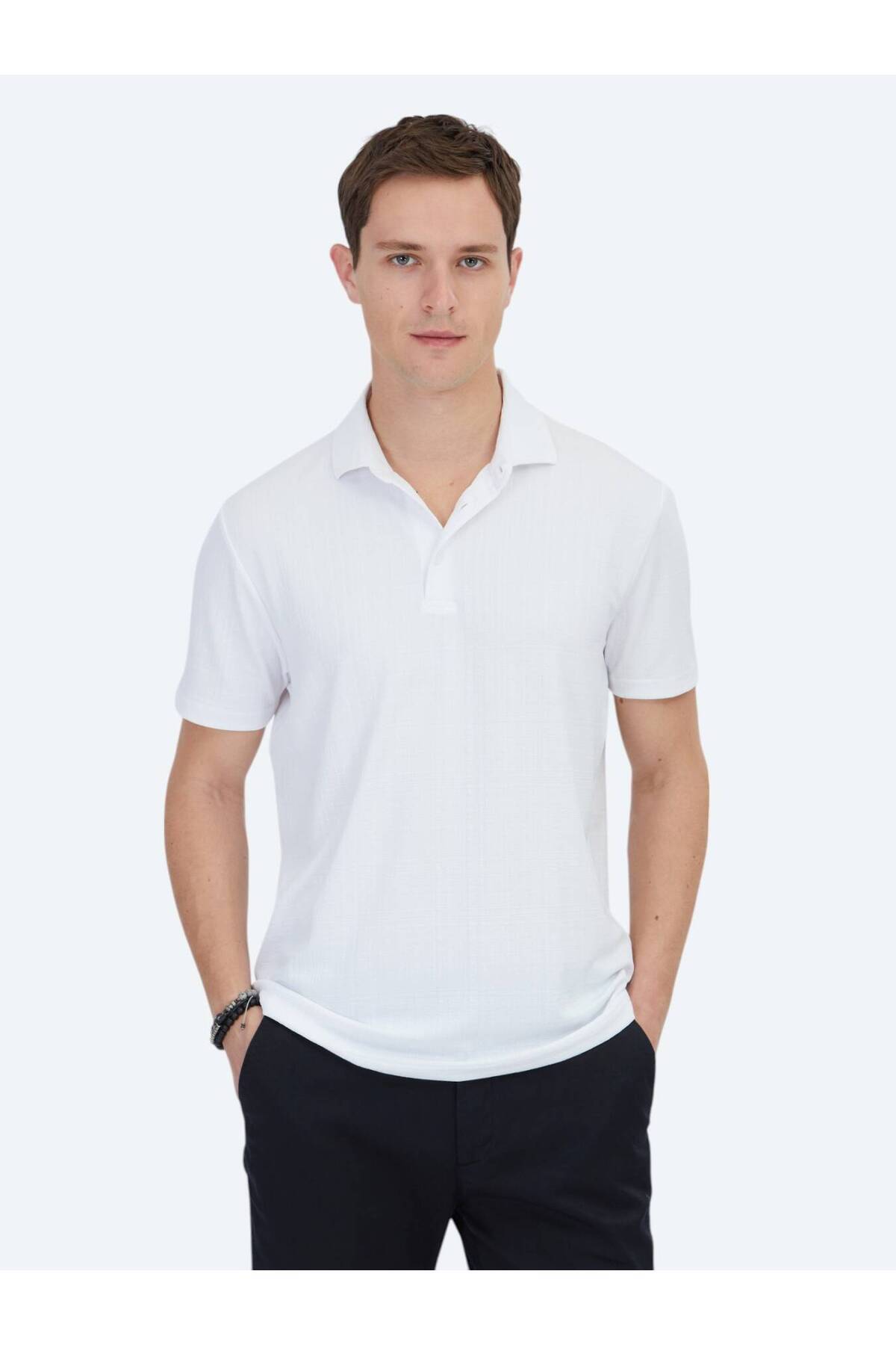 Kip Beyaz Jakarlı Polo Yaka T-Shirt