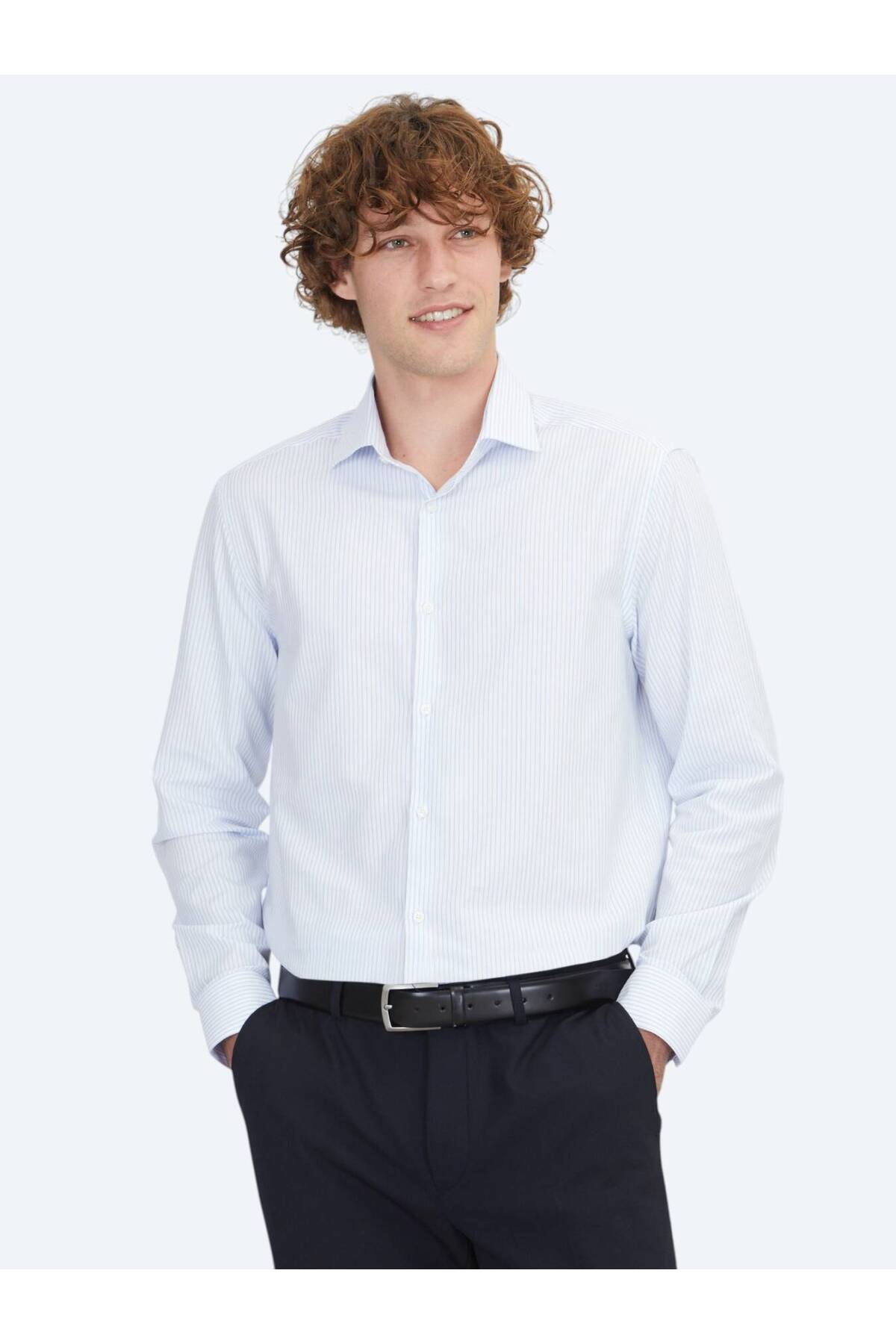 پیراهن کلاسیک ۱۰۰٪ نخی طرح دار آبی معمولی Kip