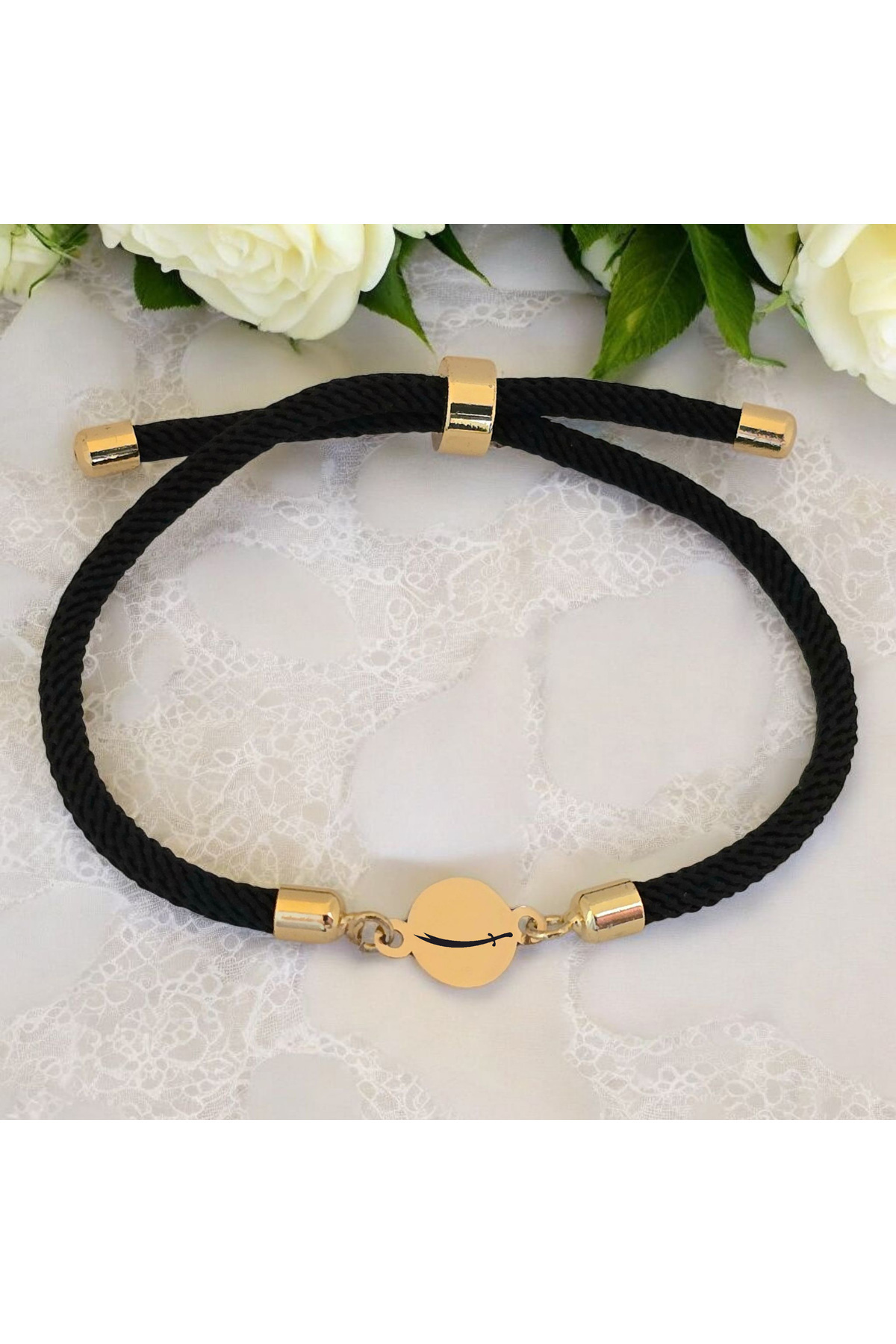 ARCHINO GOLD 14 Ayar Altın Plakalı Zülfikar Temalı Siyah Örgü İpli Yuvarlak Motifli Hediye Bileklik-619sembol