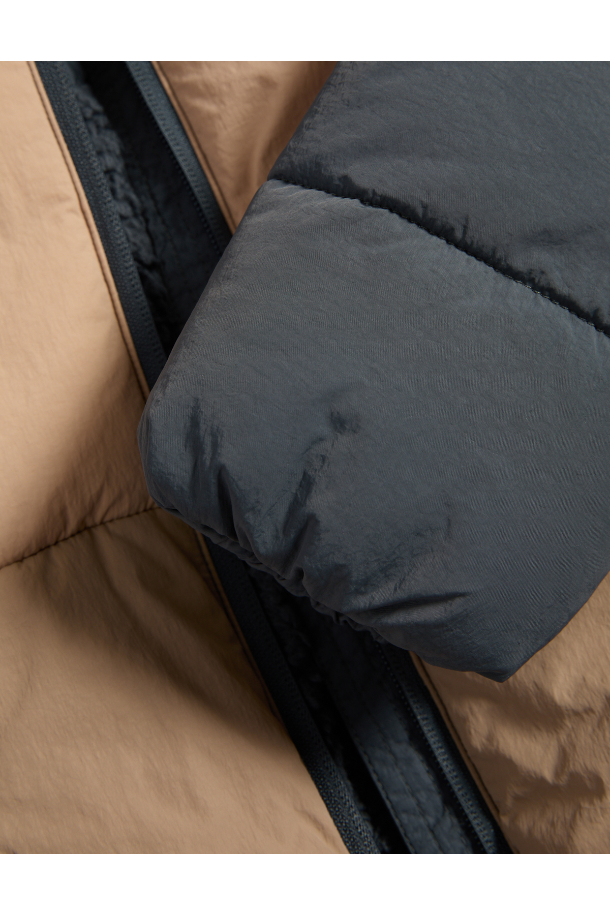 Marks & Spencer Renk Bloklu Dolgulu Mont fotoğrafı 3 (önizleme)