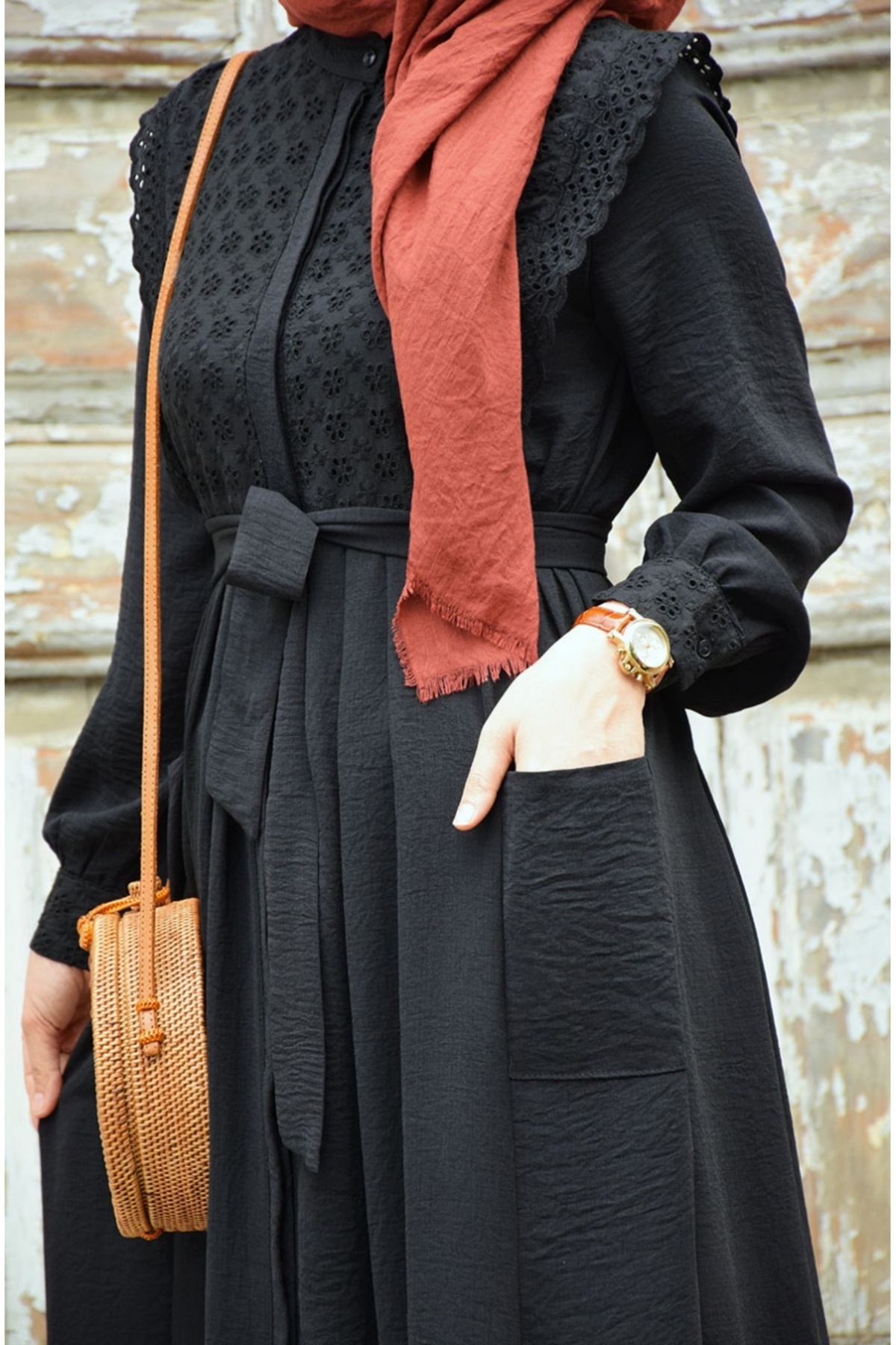 EMİNOS BUTİK Fistolu Zarif Ferace