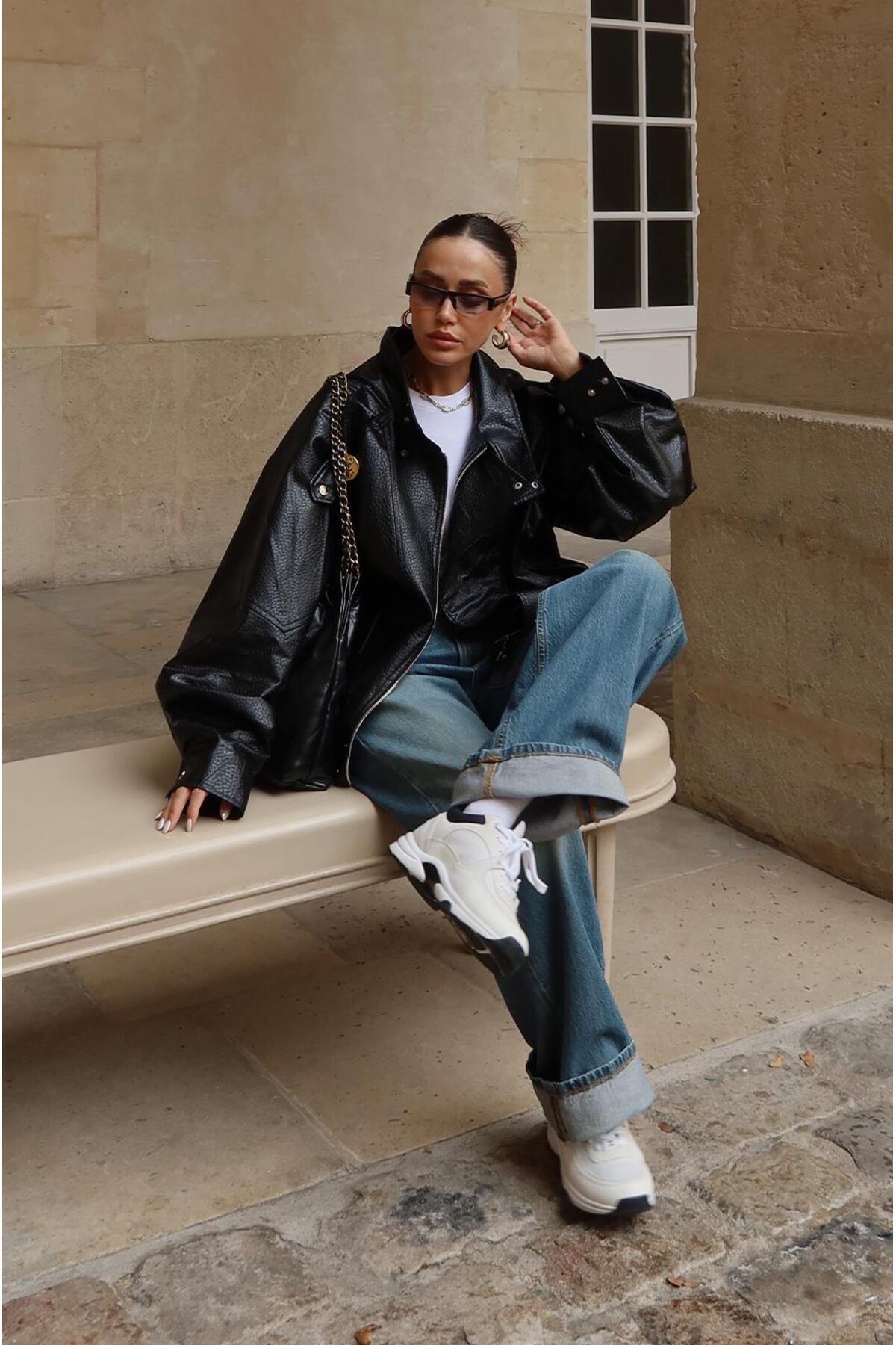 Havoş Fekete állógalléros műbőr kabát