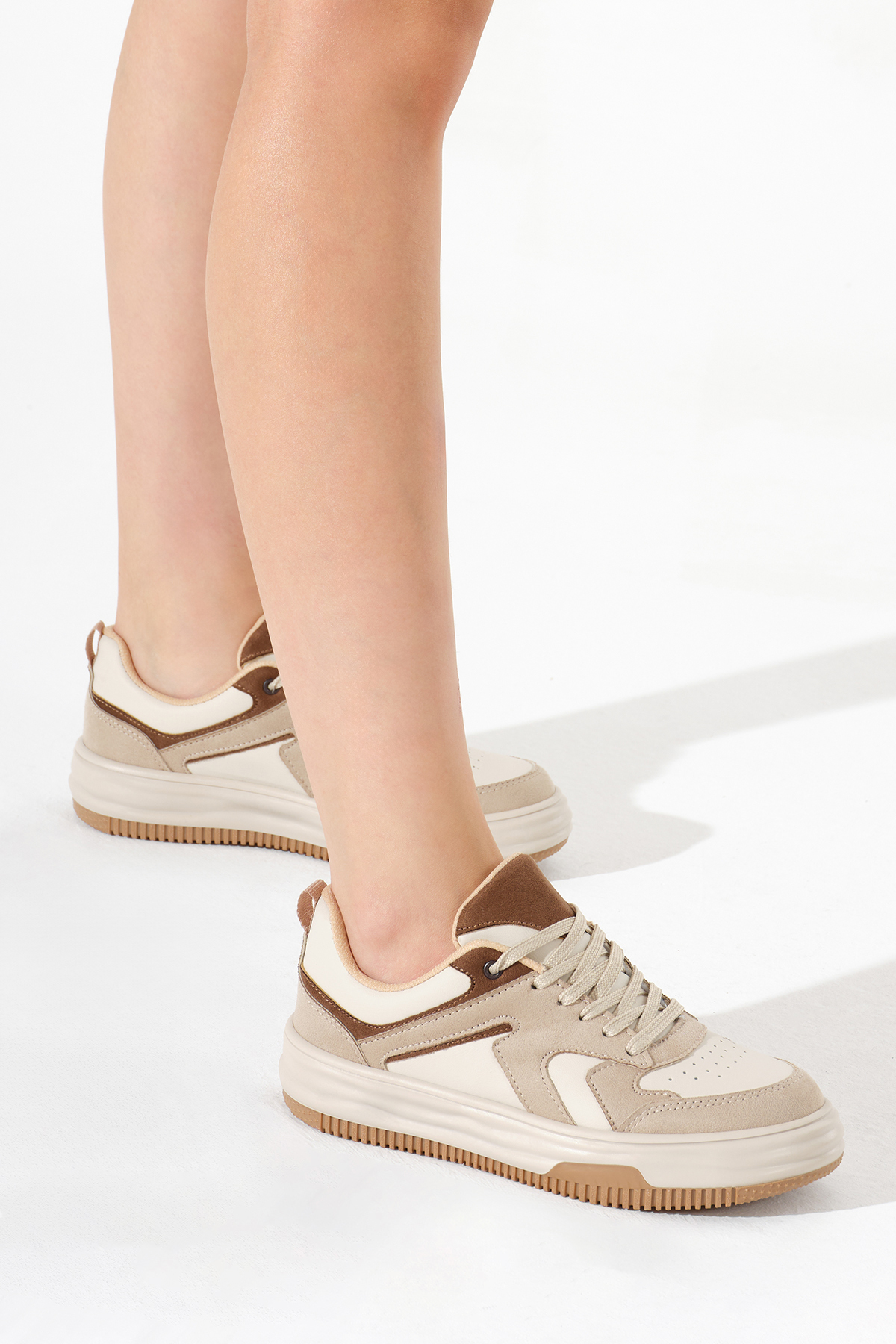 Tonny Black  Kadın Bej Toprak Termo Taban Bağcıklı Spor Ayakkabı