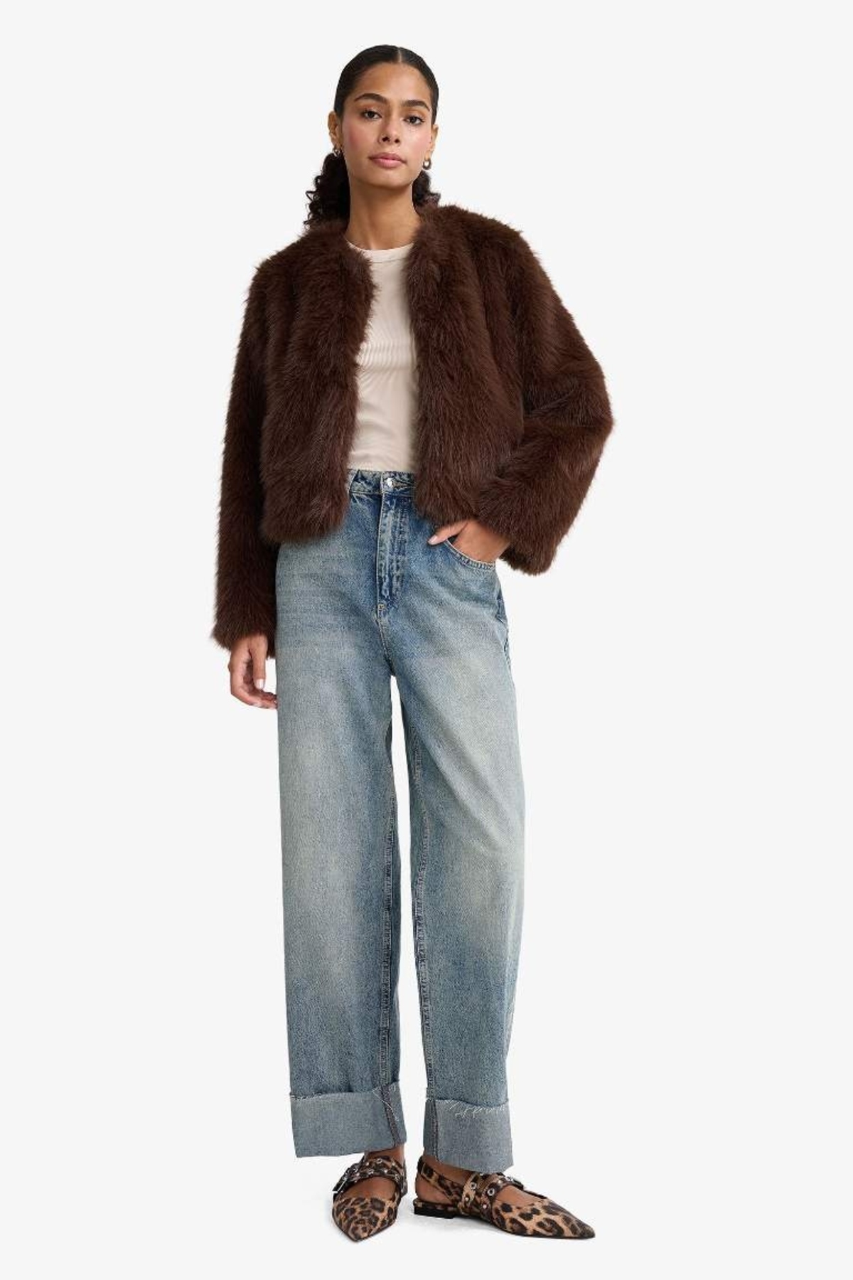 Defacto  Regular Fit Kısa Suni Kürk F2147AX25WN - Görsel 3