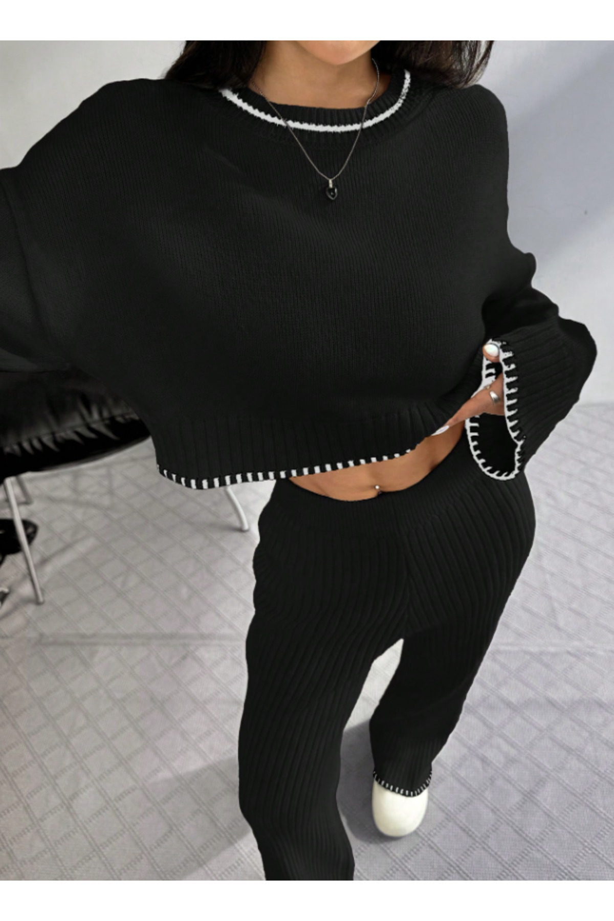 özkurtoğlu Комплект панталони с бродерия отпред и кремави детайли