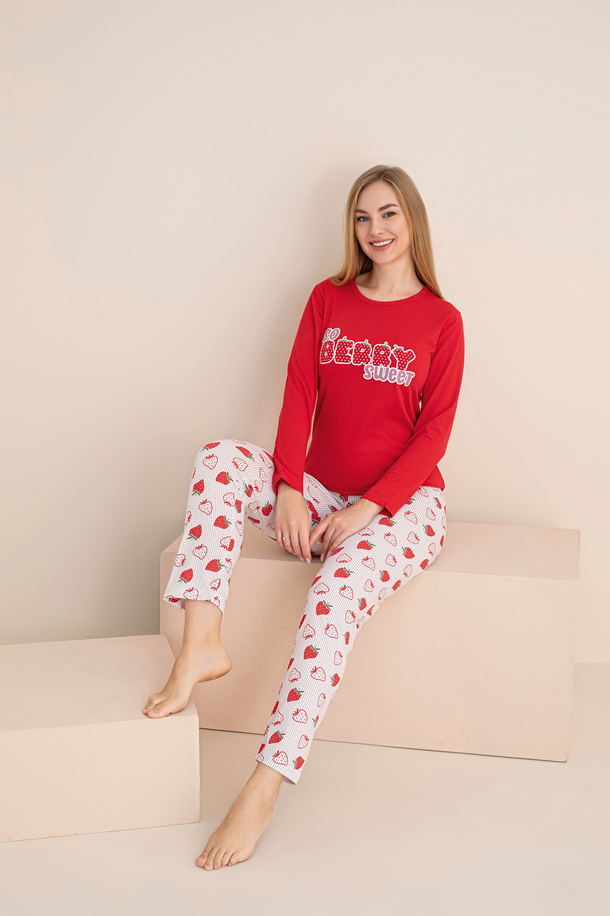 rindahomewear ŽENSKI PIZZAMSKI SET DUGIH RUKAVA SA JEDNODRAGIM ŽERSEJEM I ŠAR...