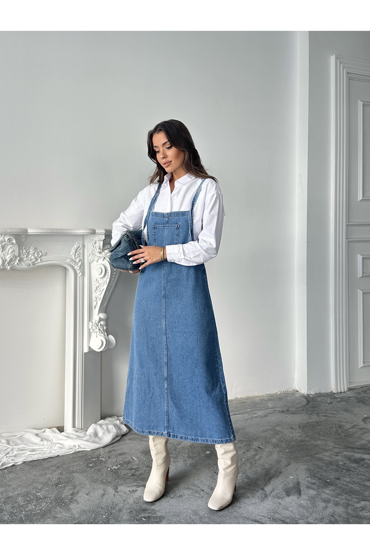 BLUE MARLIN  KADIN UZUN MAVİ ASKILI BAHÇEVAN KOT ELBİSE - Görsel 2