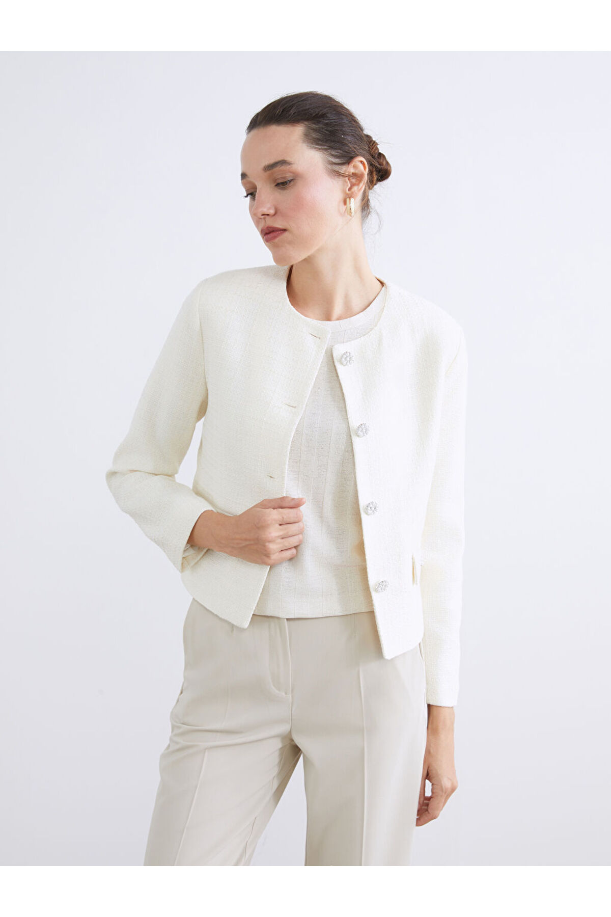 ال سی وایکیکی سبک خود را از فروشگاه UZG خلق کنید