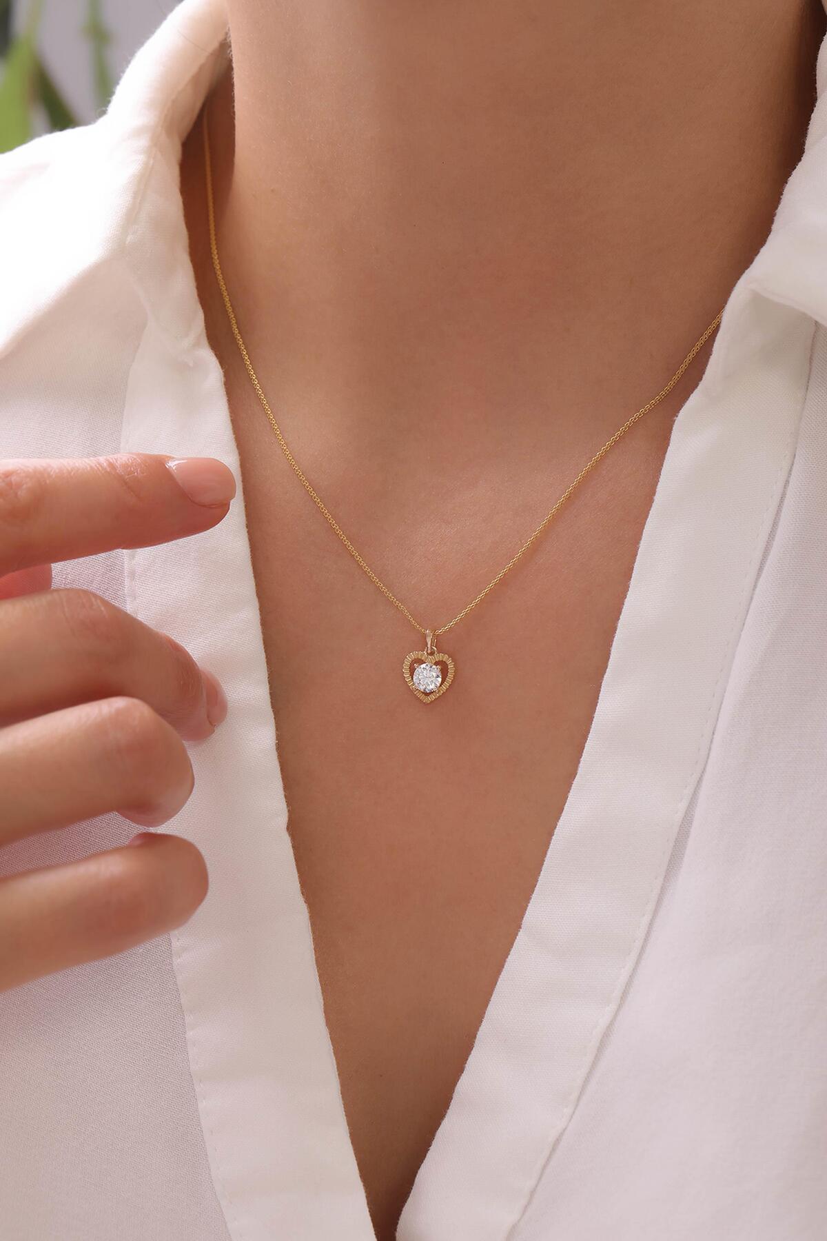 Tufanlar Kuyumculuk 14 Ayar Tektaş Altın Kolye Ucu